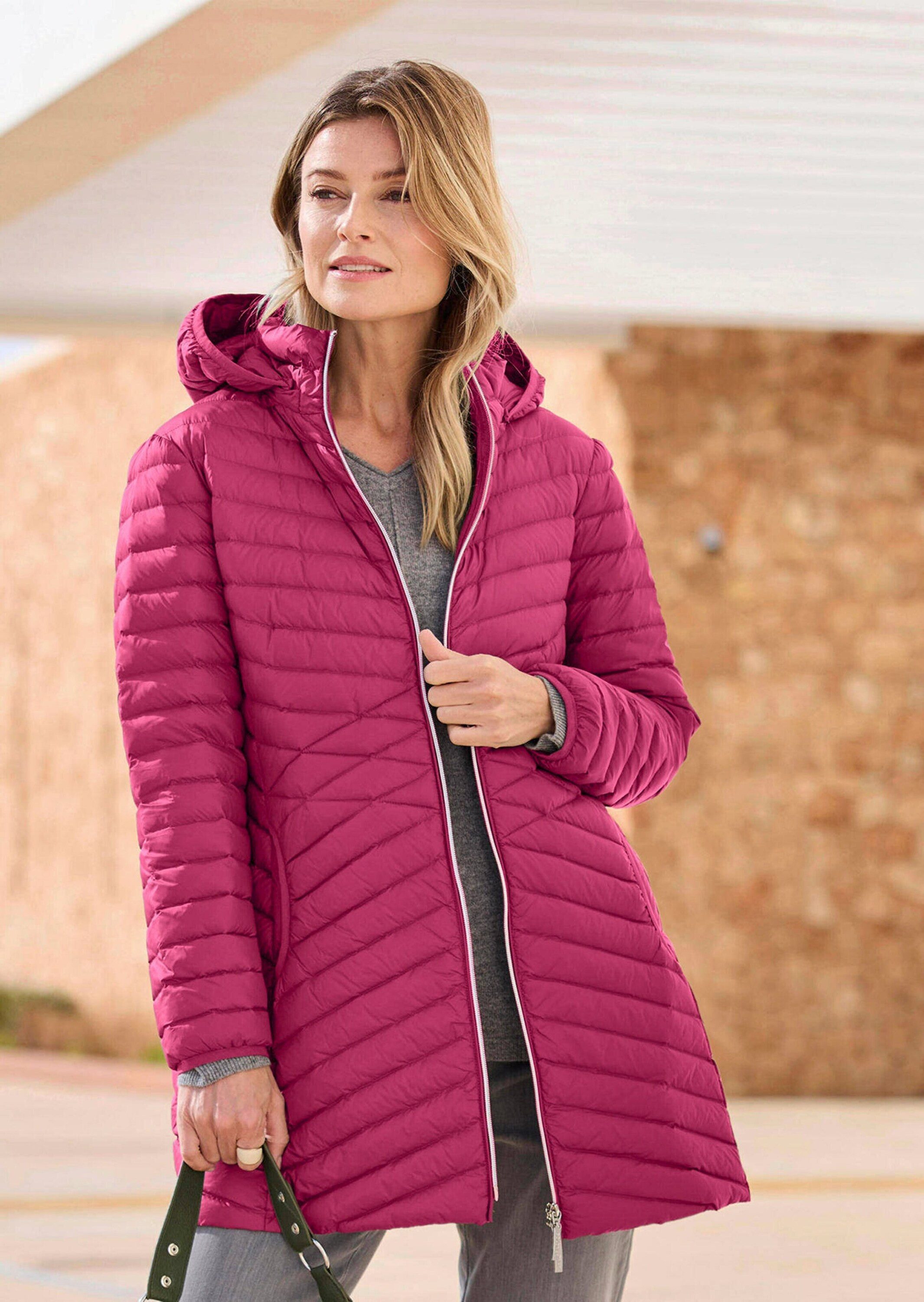 GOLDNER Winterjacke Gefütterter langer Mantel mit Kapuze Wintermantel in femininer Steppung mit Stehkragen und Taschen