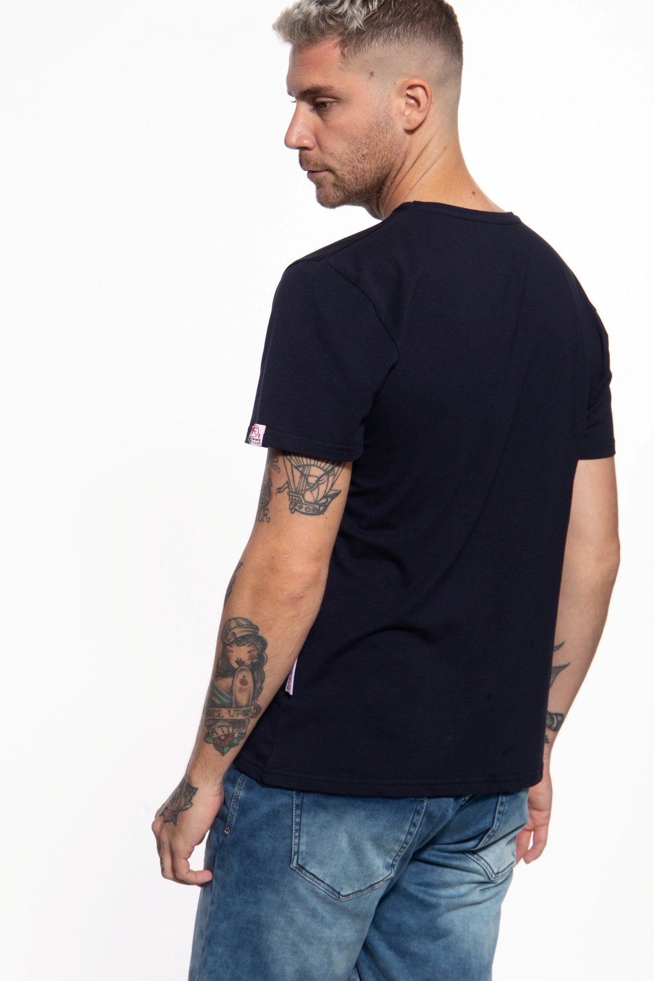 Akito Tanaka Print-Shirt Legendary (1-tlg) mit Frontprint