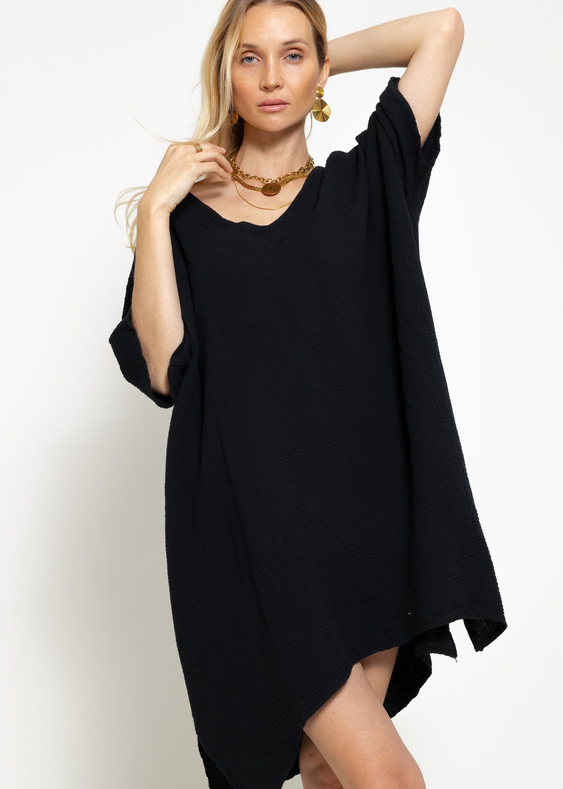 SASSYCLASSY Tunikakleid Musselin Tunika mit V-Ausschnitt 100 % Baumwoll Kleid mit Seitenschlitzen und einer Oversize Passform