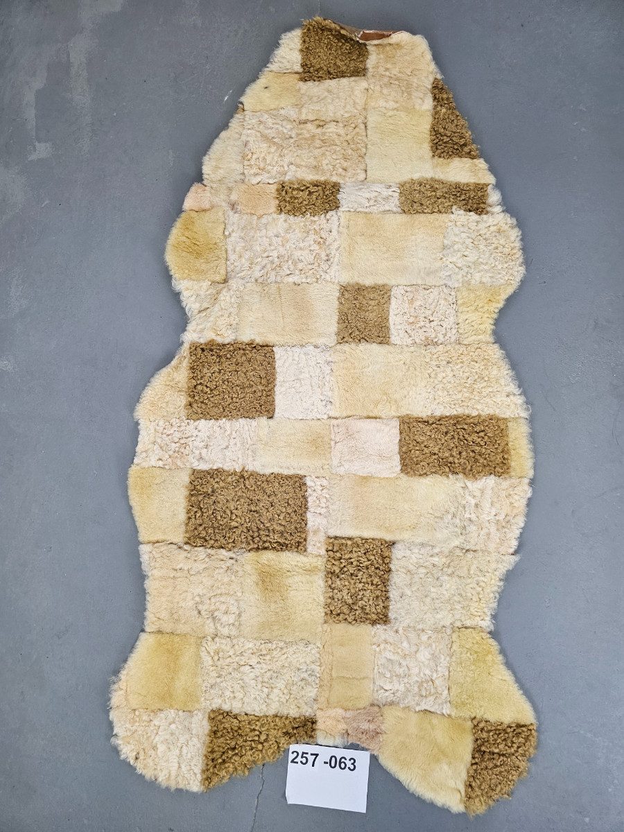 Provellus Fellteppich Patchwork Schaffell Öko Unikat – Beige & Cappuccino – Handverlesen