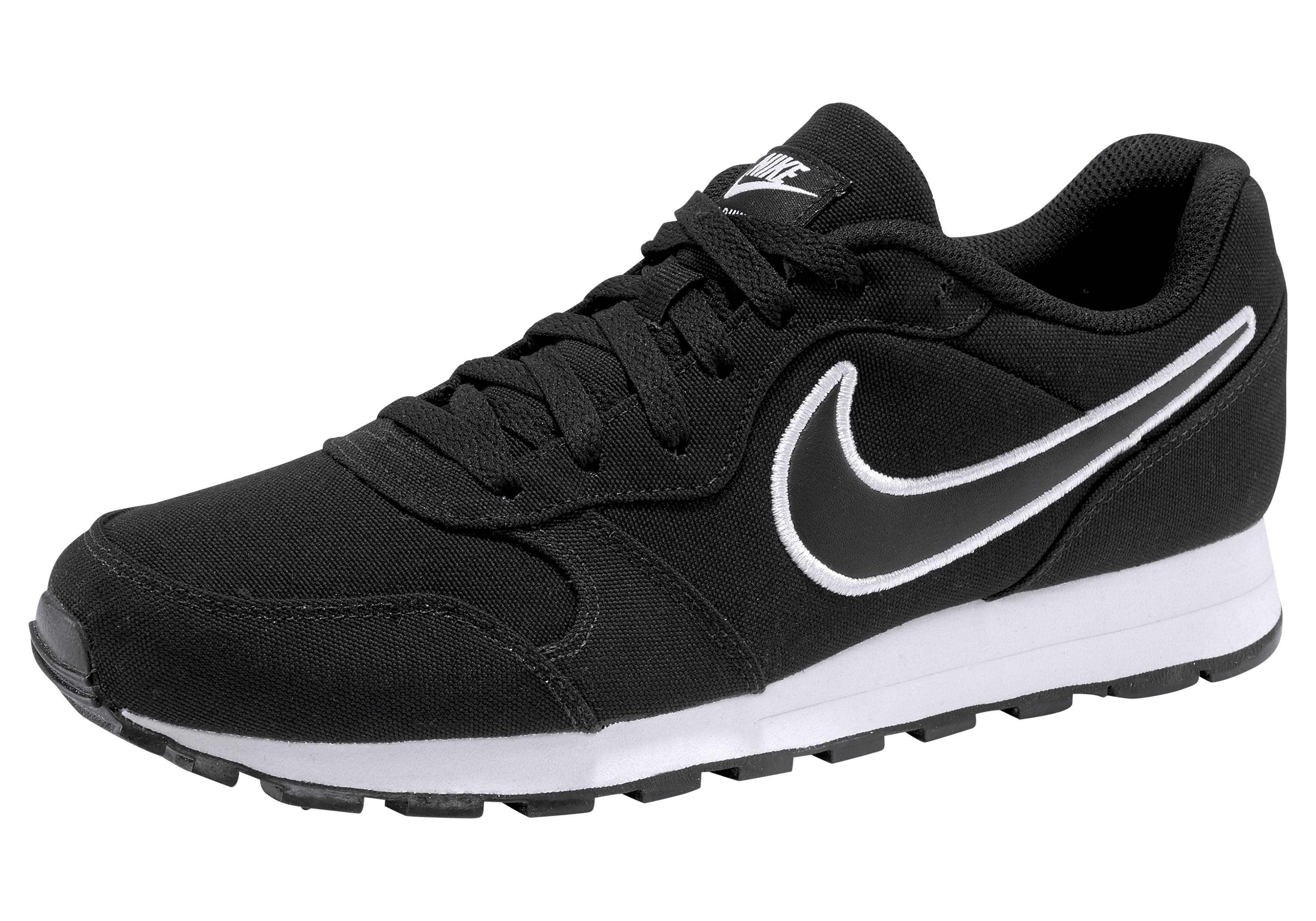 nike sportswear runner 2