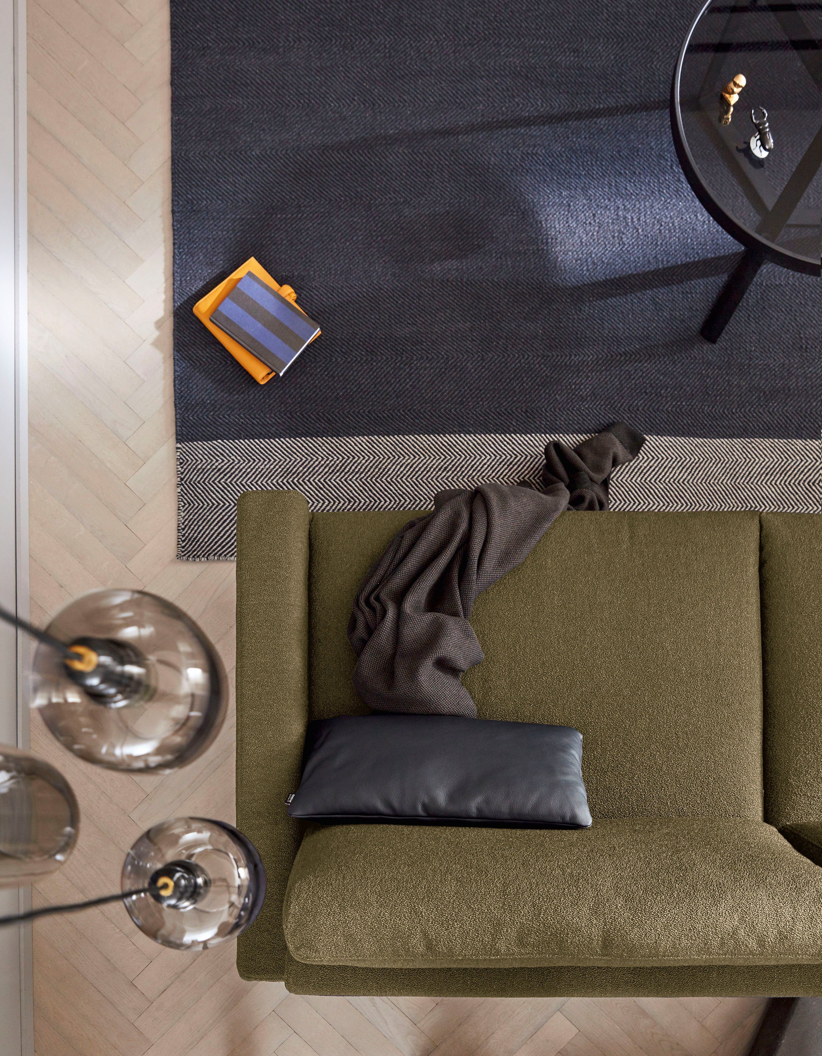 hülsta sofa 2,5-Sitzer Fuß niedrig, Armlehne glänzend, 184 Breite chromfarben cm hs.450
