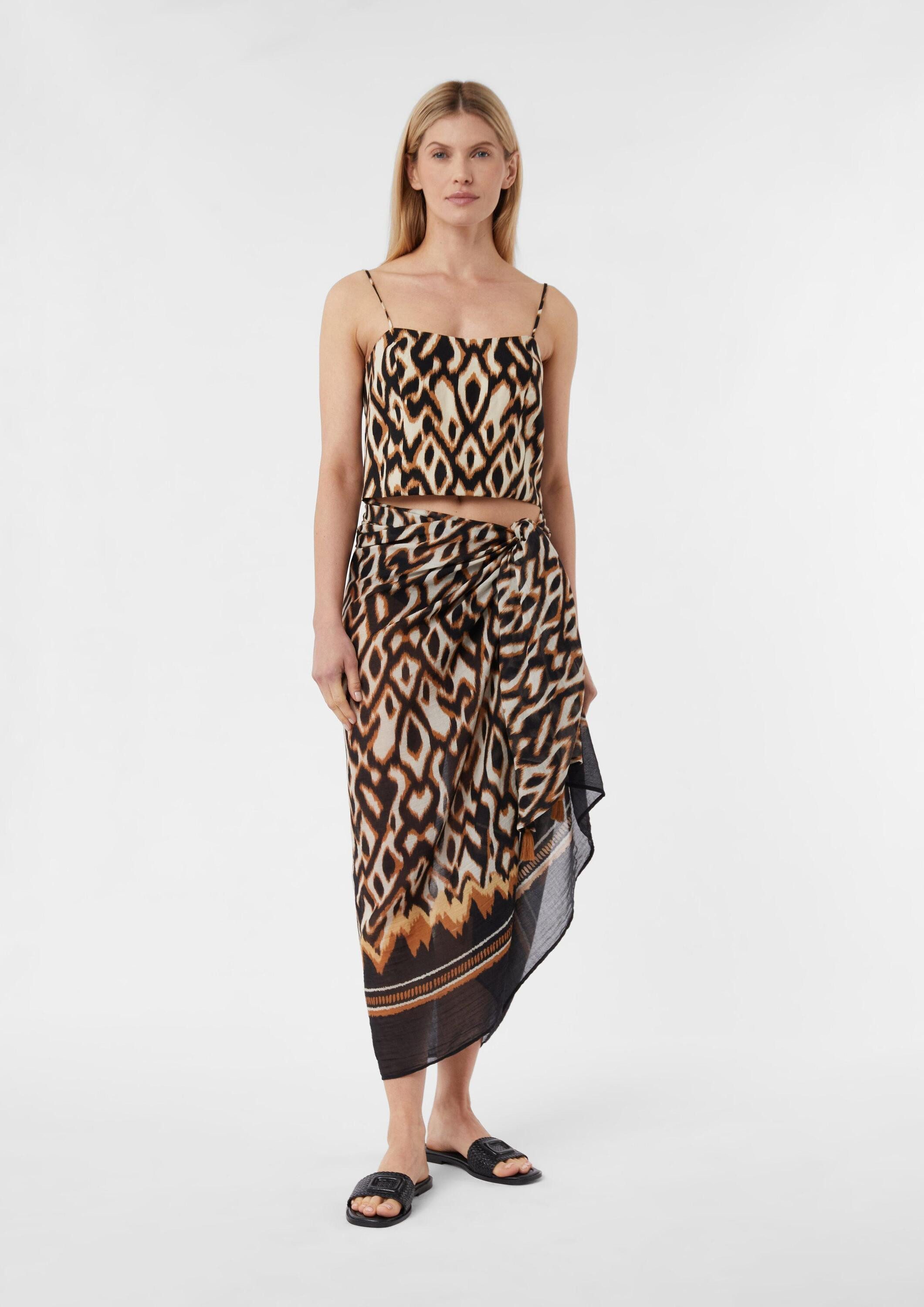 comma Poncho Tuch Pareo aus Baumwollmix mit All-over-Print