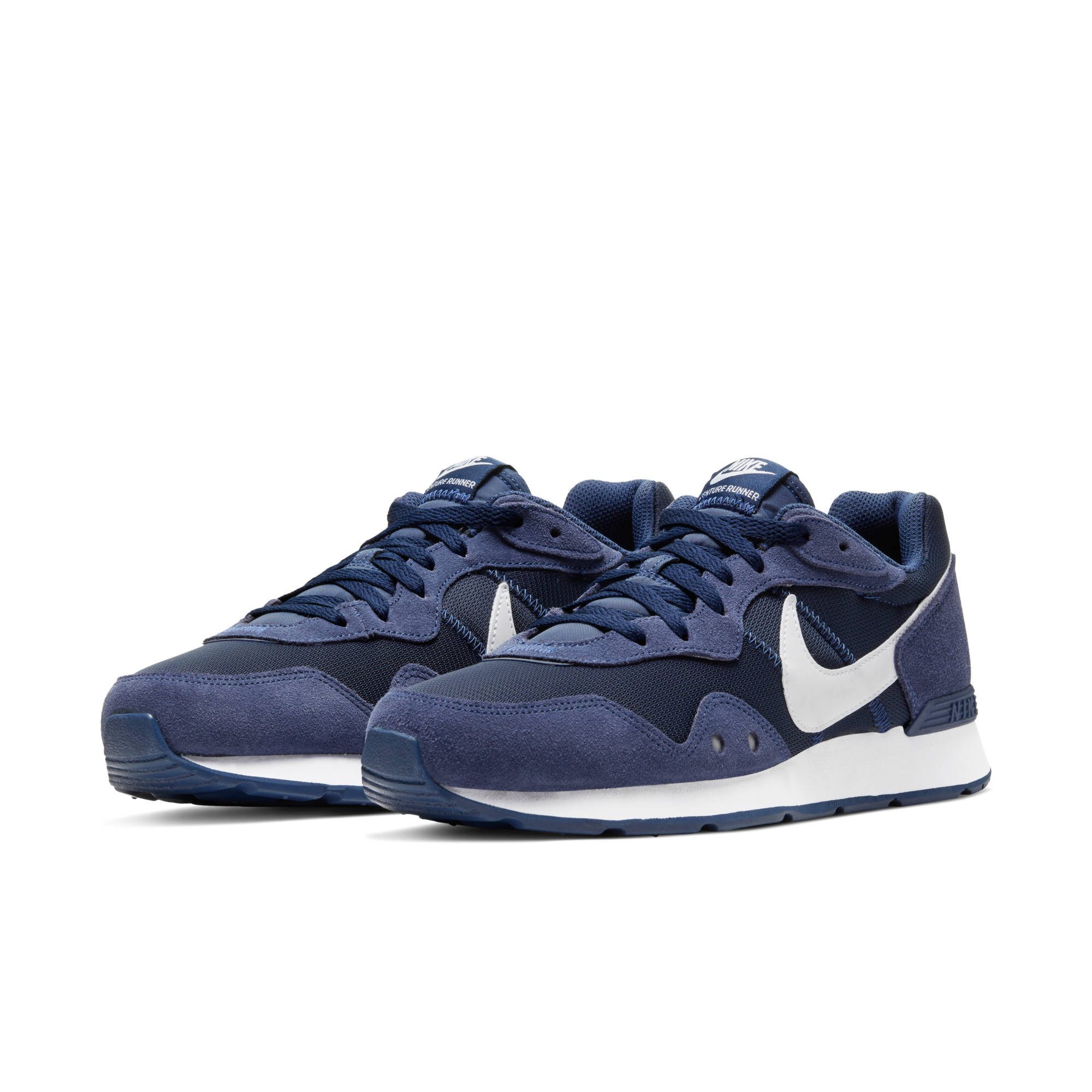 Venture Runner Sneaker