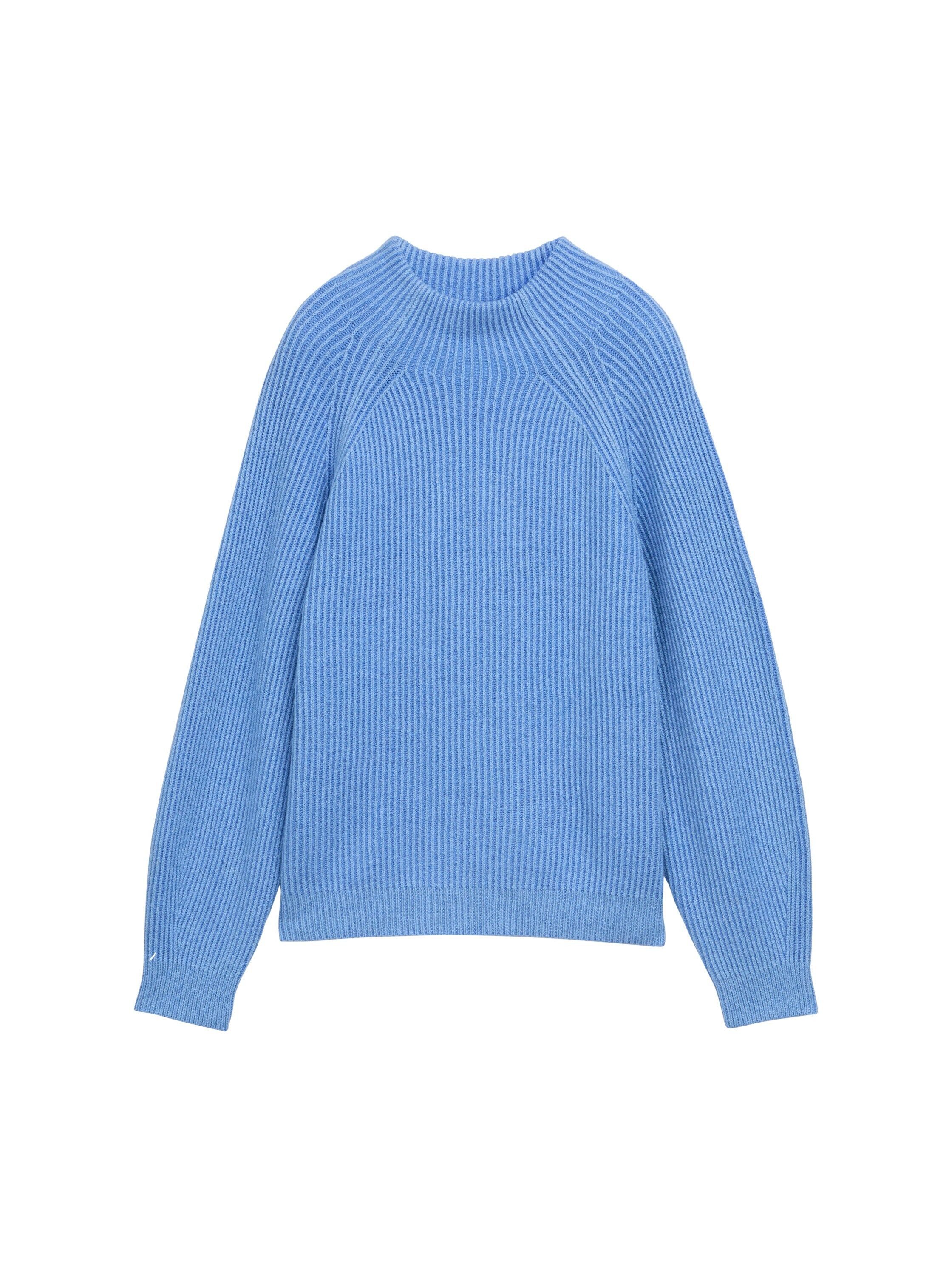 light blue knit structure