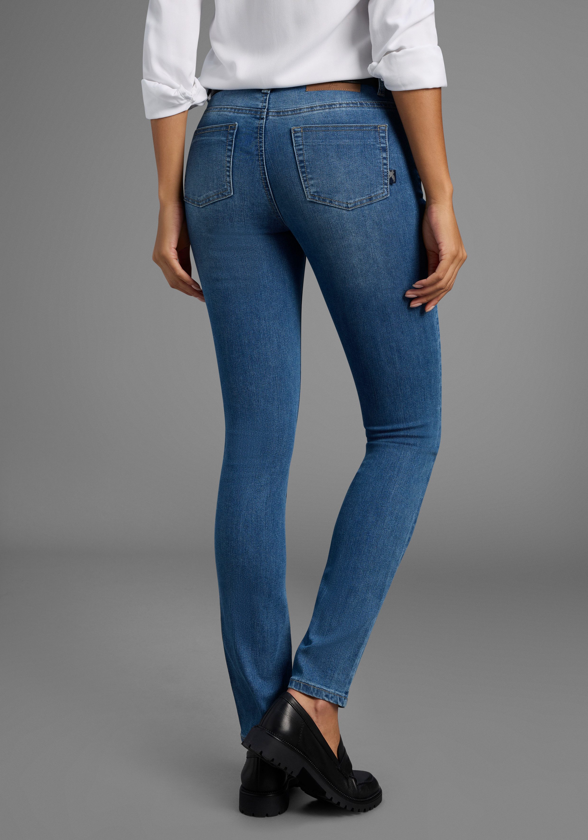 Arizona Slim-fit-Jeans Shaping enge Passform, Röhrenjeans, Used-Look-Waschung, hohe Leibhöhe – Bild 2 von 5