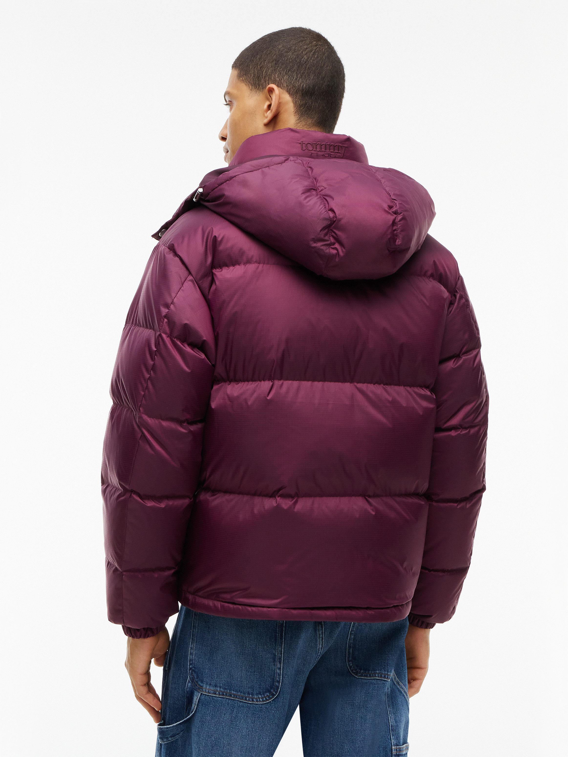 Tommy Jeans Steppjacke ALASKA DOWN PUFFER Daunenjacke Regular fit mit abnehmbarer Kapuze – Bild 2 von 5