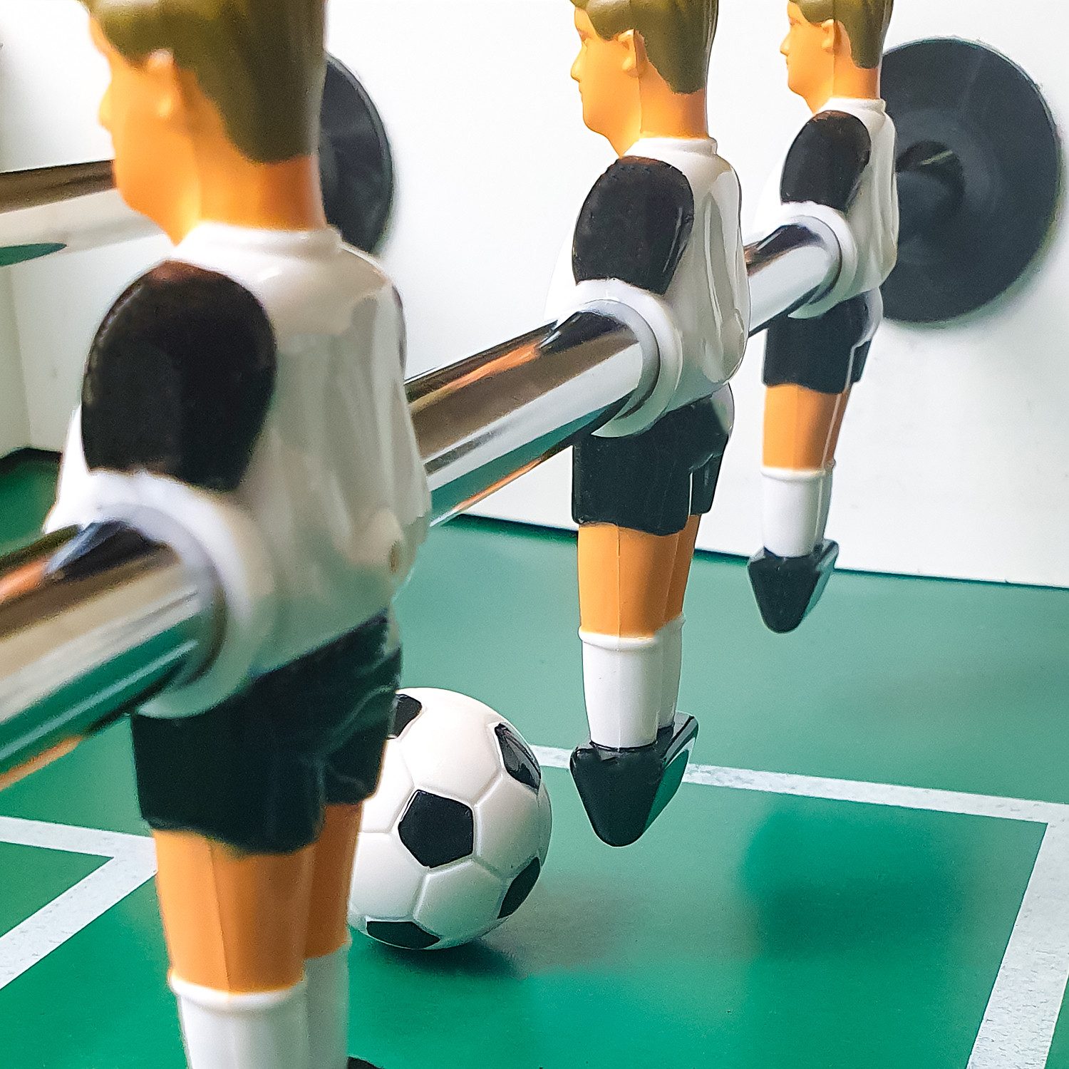 eyepower Tischfußballspiel Figuren - 22 Kickerfiguren Deutschland Niederlande - 13 mm Tischkicker (22-tlg), Tischfußball Ersatzfiguren - Kicker Figurenset - Kickerspieler Ersatz