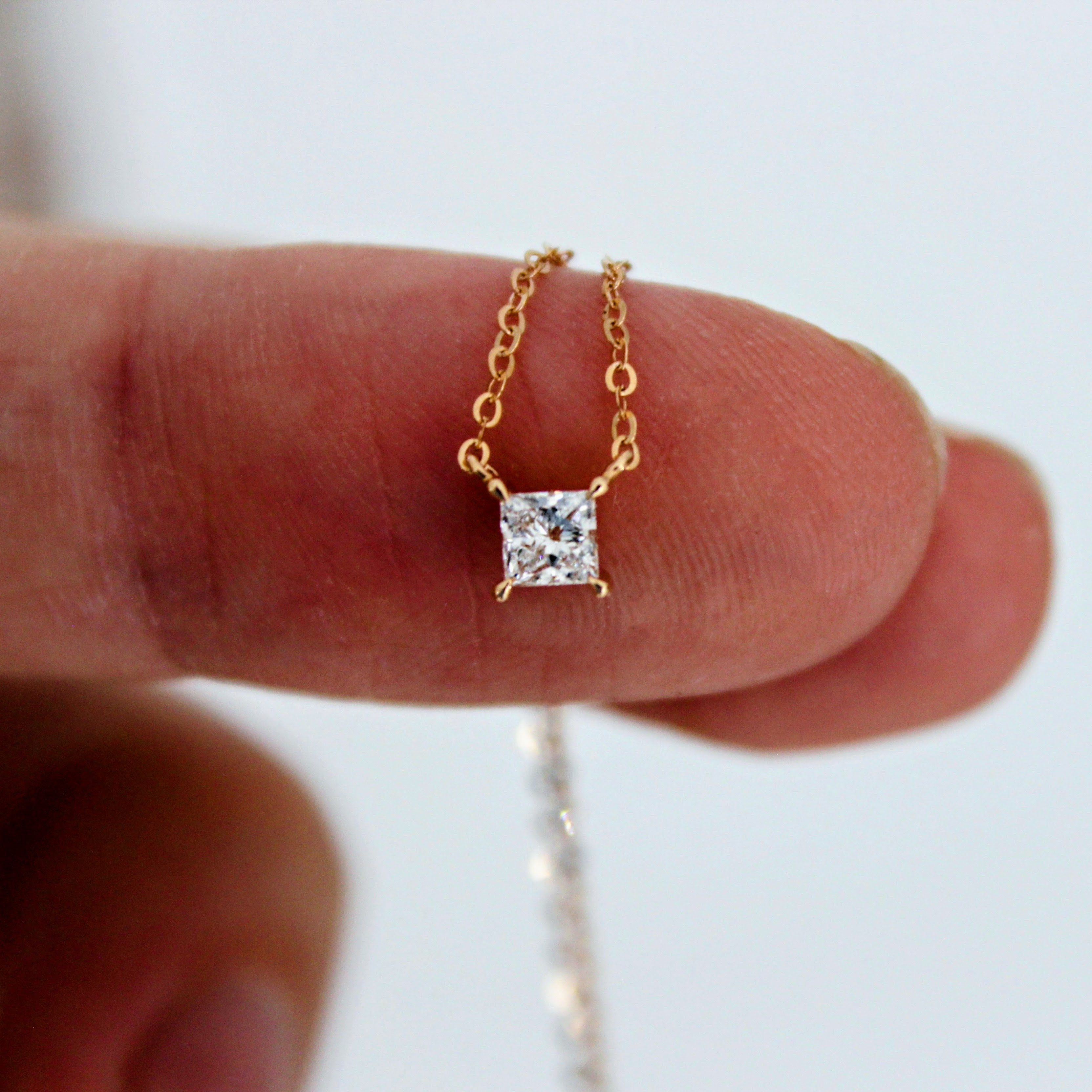 Sternvoll Goldkette 18K Gelbgold Collier 0.25 ct Prinzess-Diamant IGI günstig online kaufen