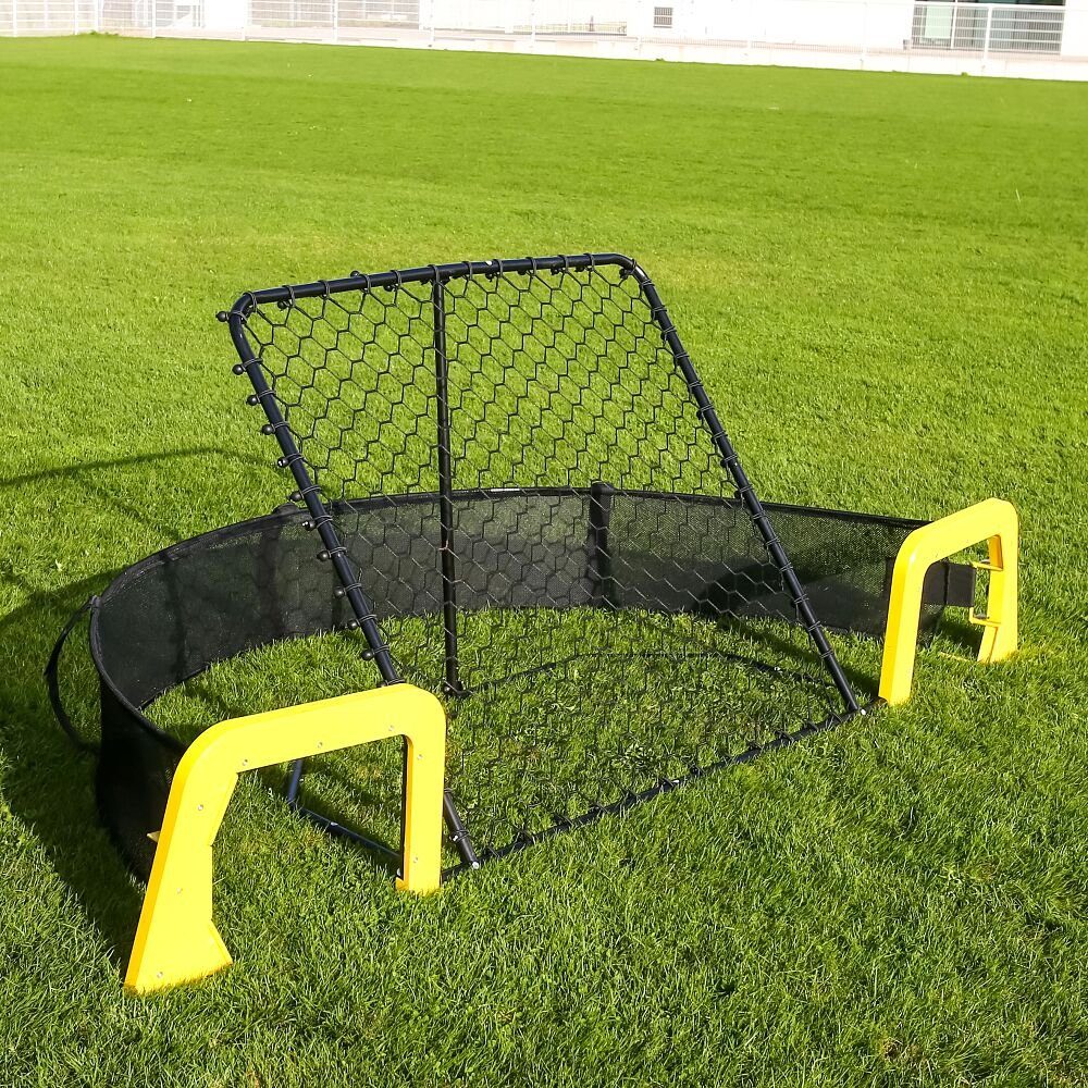 Trainingshilfe Ball-Rebounder Master Play, 2 in 1 zum Training von Balltechnik und Pässen