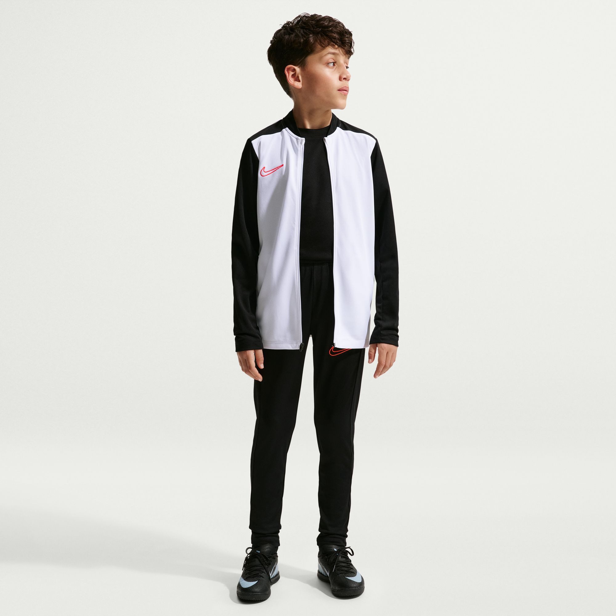 Nike Trainingsanzug Nike Academy Big Kids' Dri-FIT Soccer Tracksuit, Für Kinder und Jugendliche