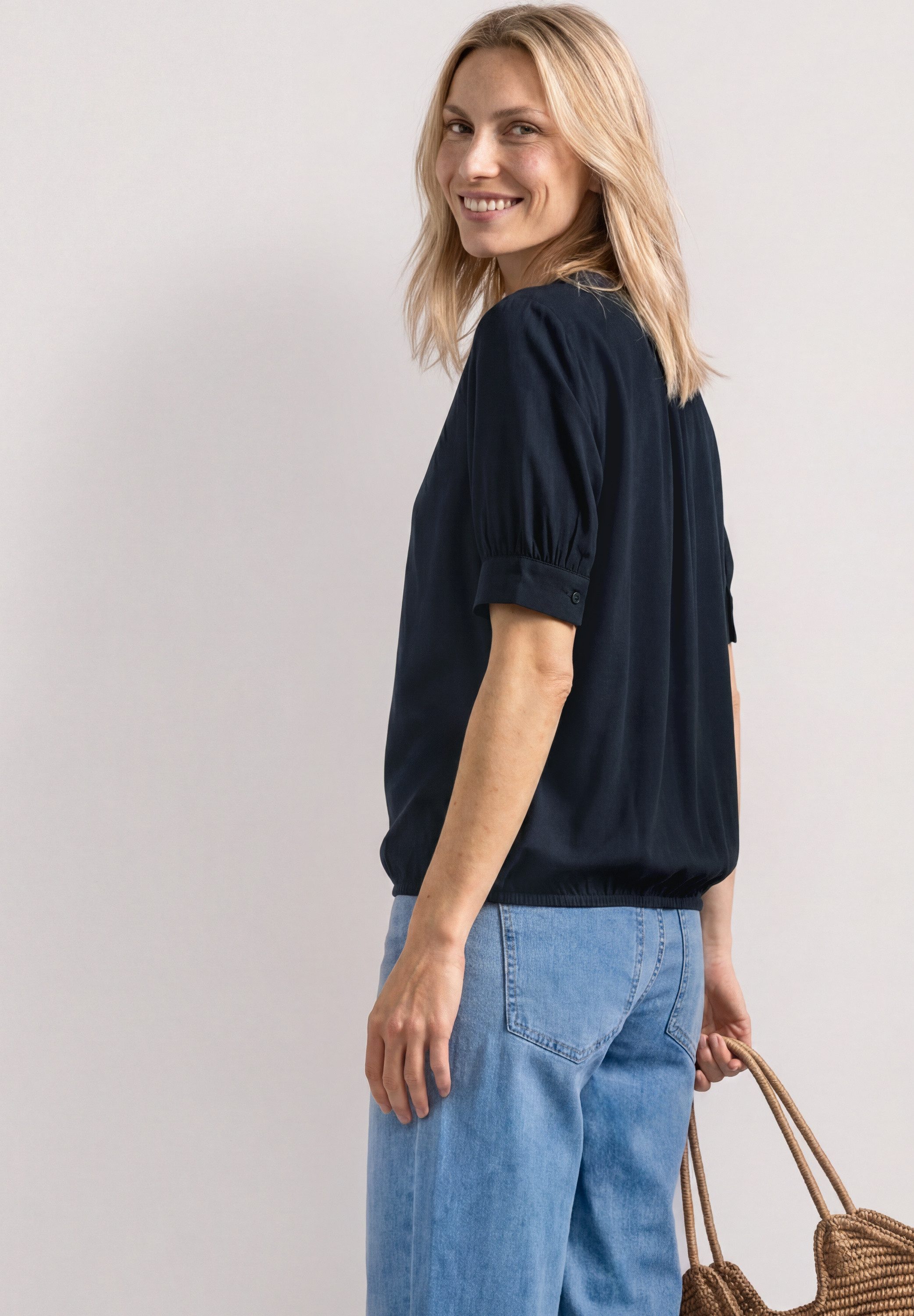STREET ONE Kurzarmbluse Kurze Sommerbluse mit Splitneck