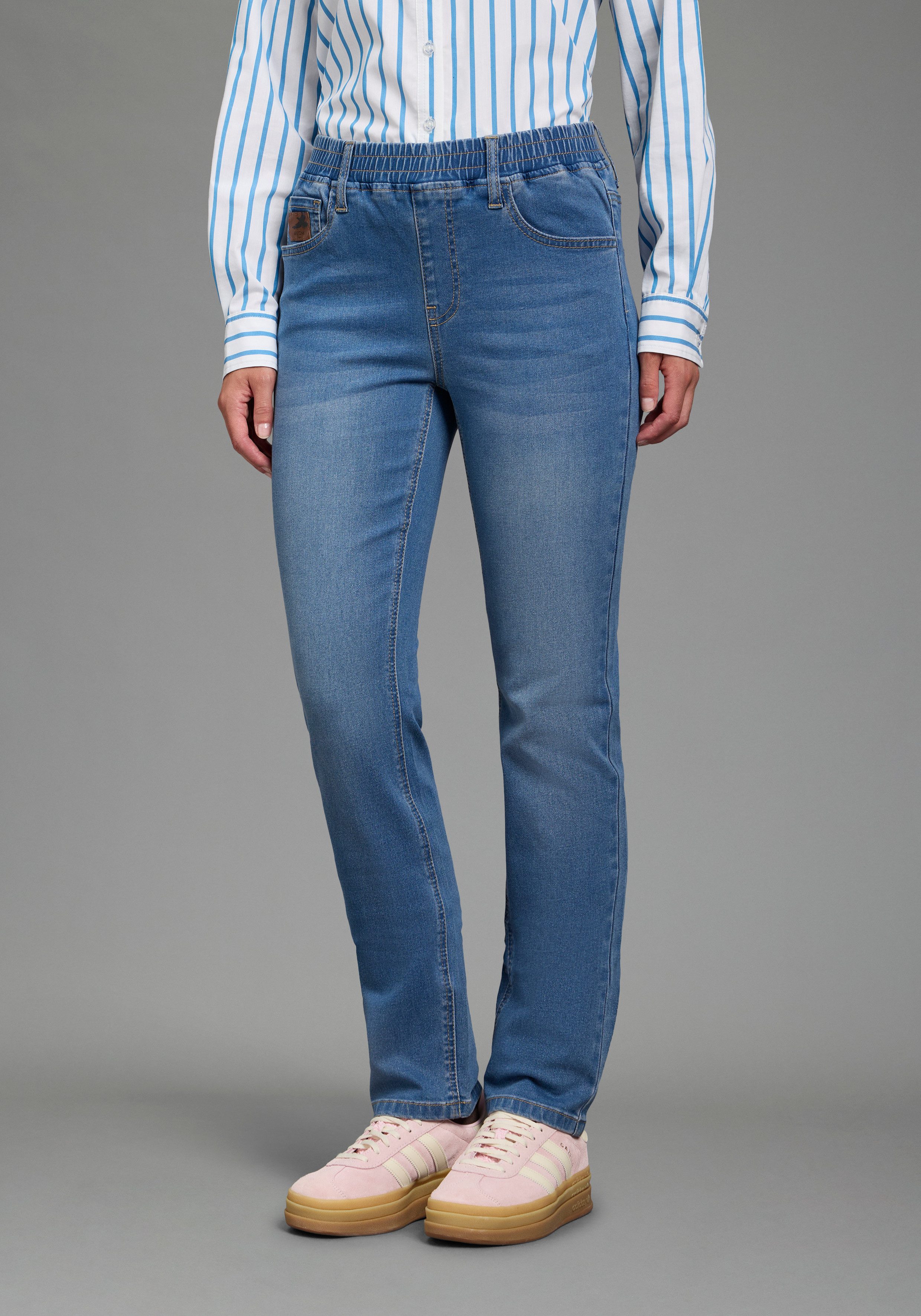 Arizona Relax-fit-Jeans mit Schlupfbund mit weitem Beinverlauf, in elastischer Denim/Jeans-Qualität