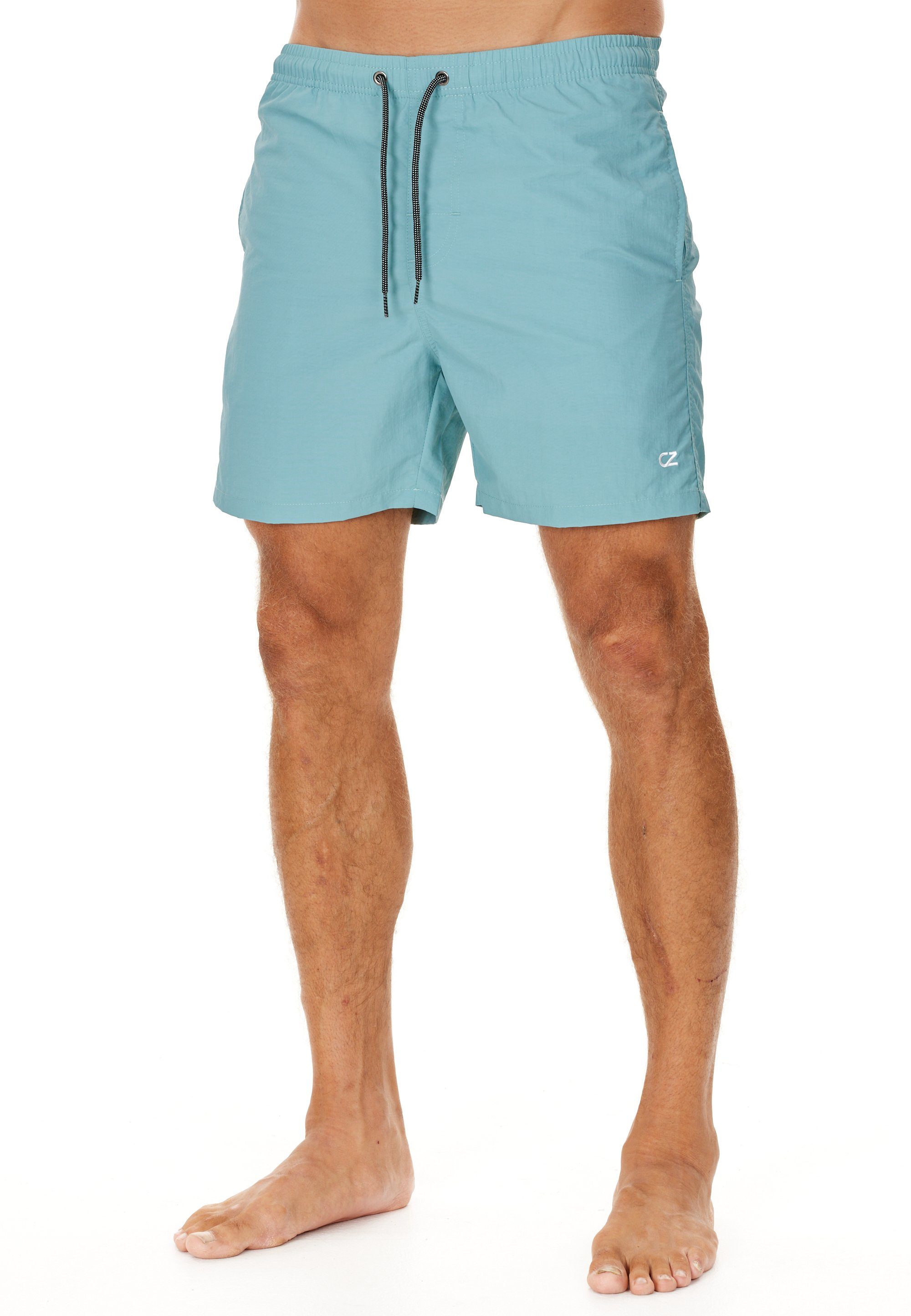 CRUZ Shorts hellblau Kordelzug mit praktischem Eyemouth