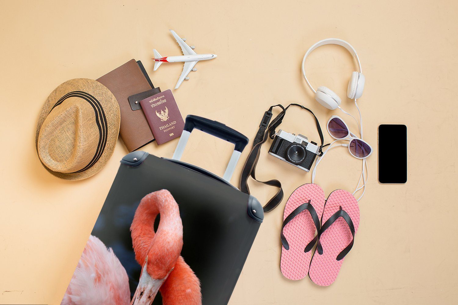 für Trolley, Hintergrund, Nahaufnahme Handgepäck eines Reisetasche schwarzem Reisekoffer Rollen, Ferien, MuchoWow 4 auf mit rollen, Flamingos rosa Handgepäckkoffer