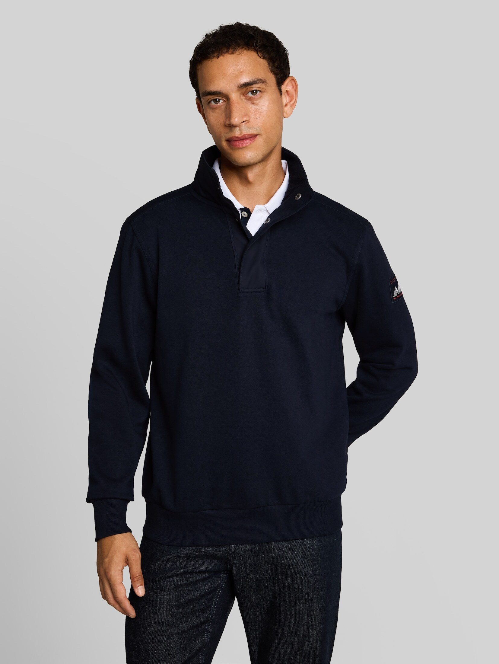 TOM TAILOR Sweatshirt Strick & Sweatshirts Troyer Sweatshirt mit Badge