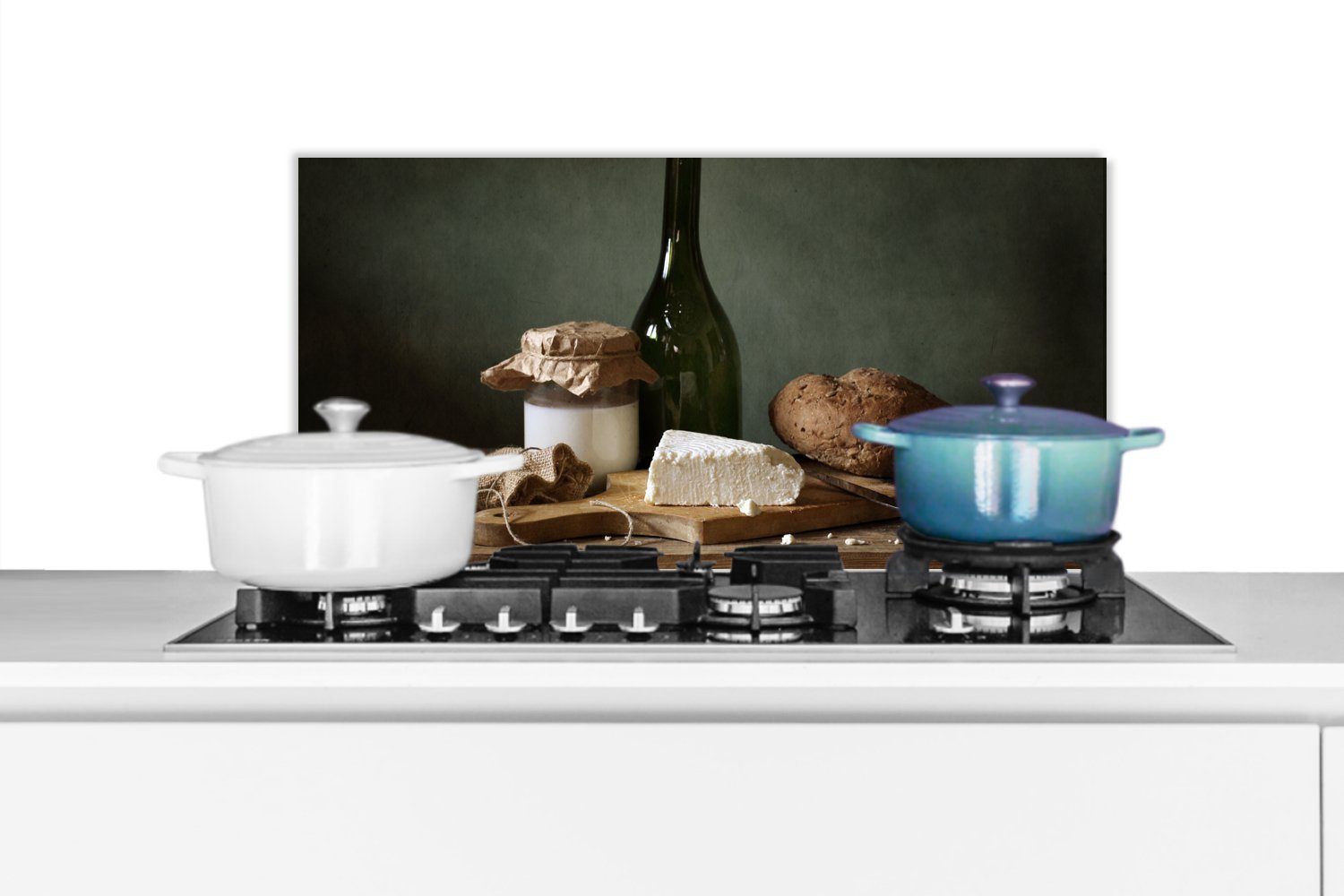 MuchoWow Küchenrückwand Rustikal - Brie - Stillleben - Flasche - Brot, (1-tlg), 60x30 cm, Wandschutz, gegen Fett und Schmutzflecken für Küchen | Küchenrückwände
