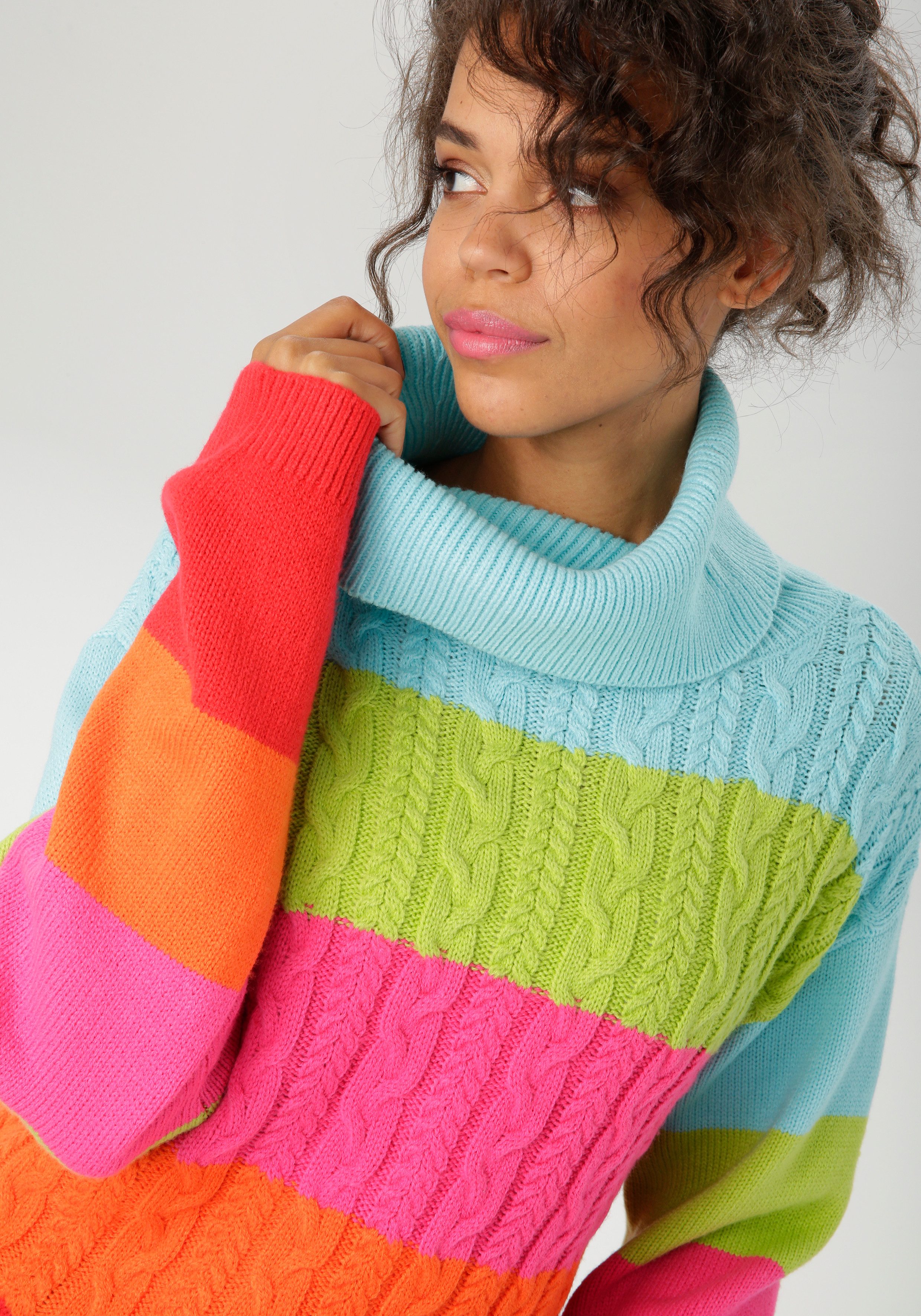 Aniston CASUAL Strickpullover in farbenfroher oder gedeckteren Farbkombination