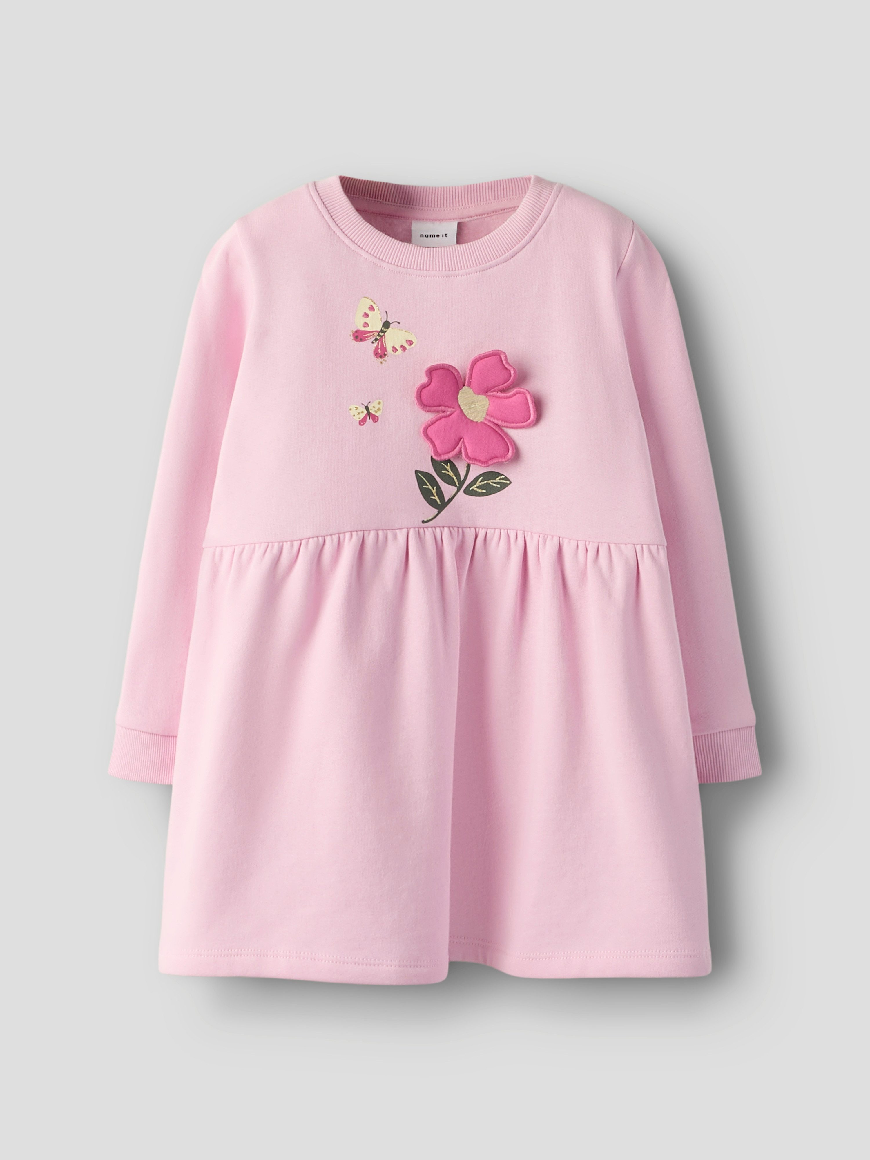 Name It Sweatkleid NMFDRIVA LS SWEAT DRESS UNB mit hochwertigem Frontmotiv in 3D-Optik