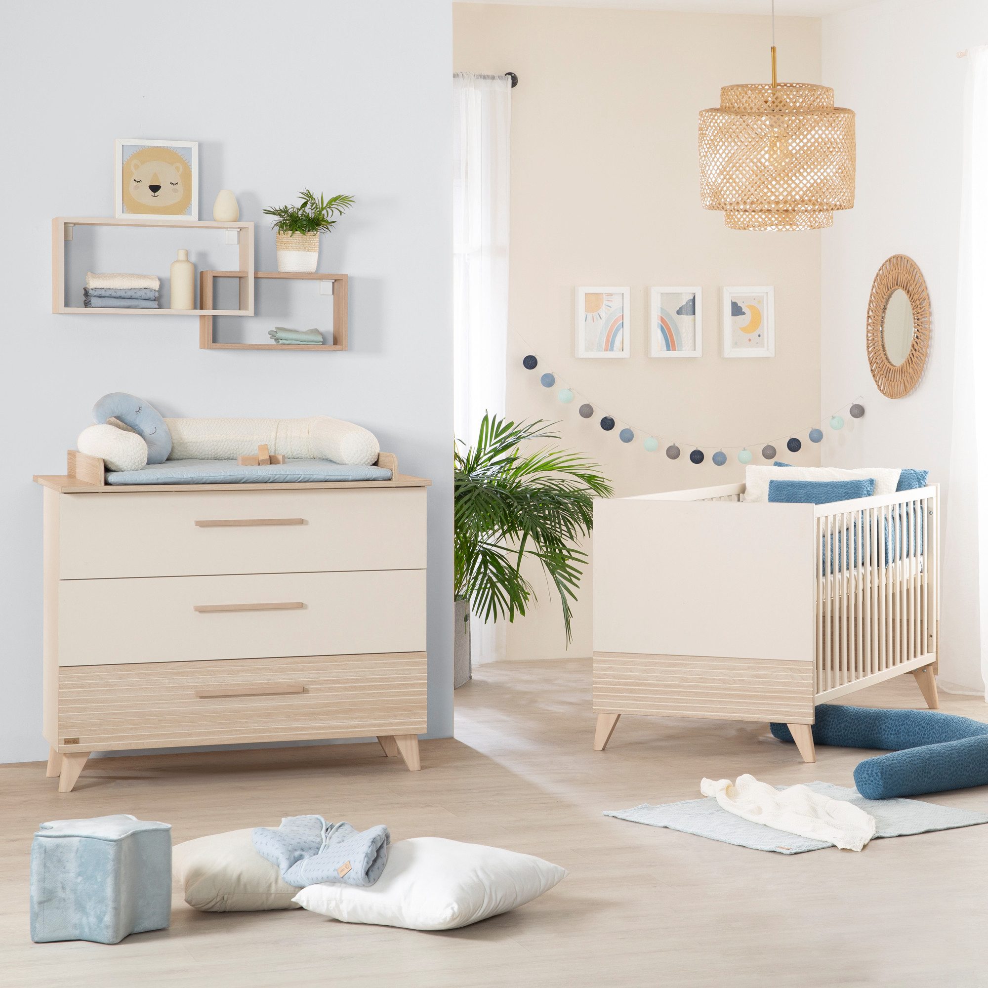 roba® Babyzimmer-Komplettset Sidney - modernes Kinderzimmer in Cashmere & Eiche, (Komplett-Set, 3-tlg., Babybett 70 x 140 cm, Wickelkommode, Kleiderschrank), Gr – Bild 3 von 5