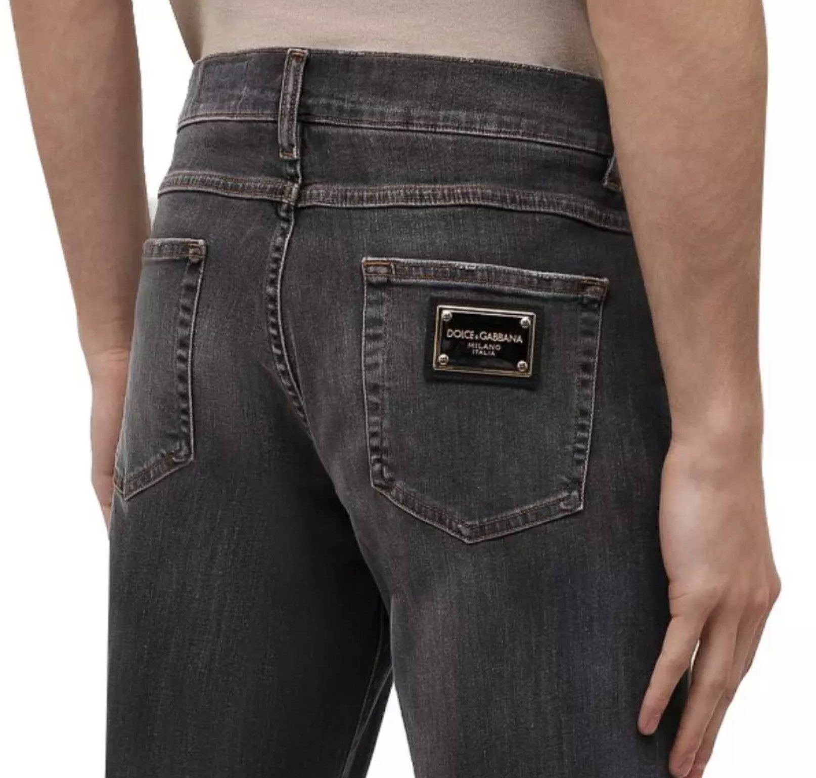 DOLCE & GABBANA 5-Pocket-Jeans Jeans Denim Comfort Pants mit Metall-Logo-Plakette Metall-Logo auf Rücktasche, dezente Used-Optik