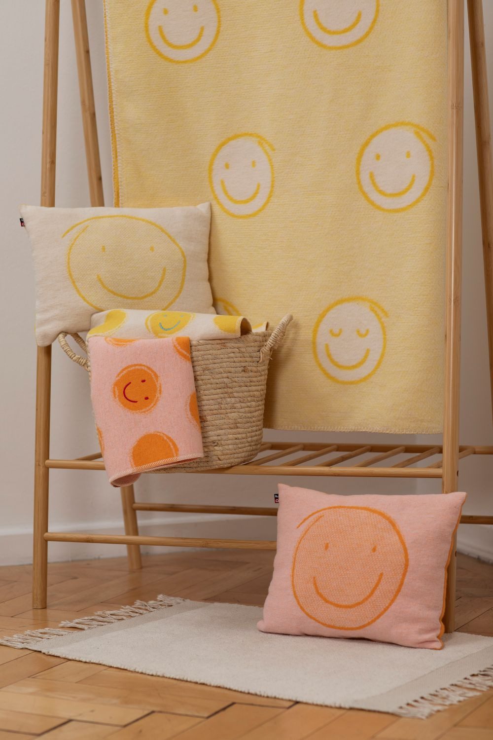 DAVID FUSSENEGGER Dekokissen gefüllt Juwel 'Happy Faces' 30 x 40 cm