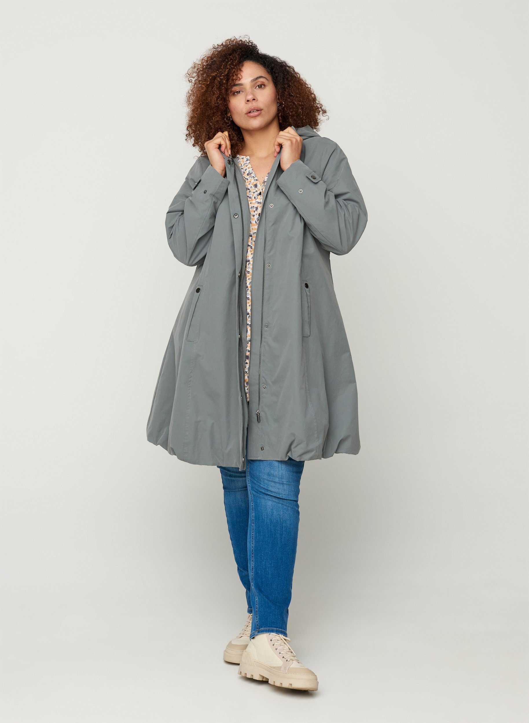 Zizzi Langjacke Große Größen Damen Jacke mit Taschen, Kapuze,  Reißverschluss und Knöpfe online kaufen | OTTO