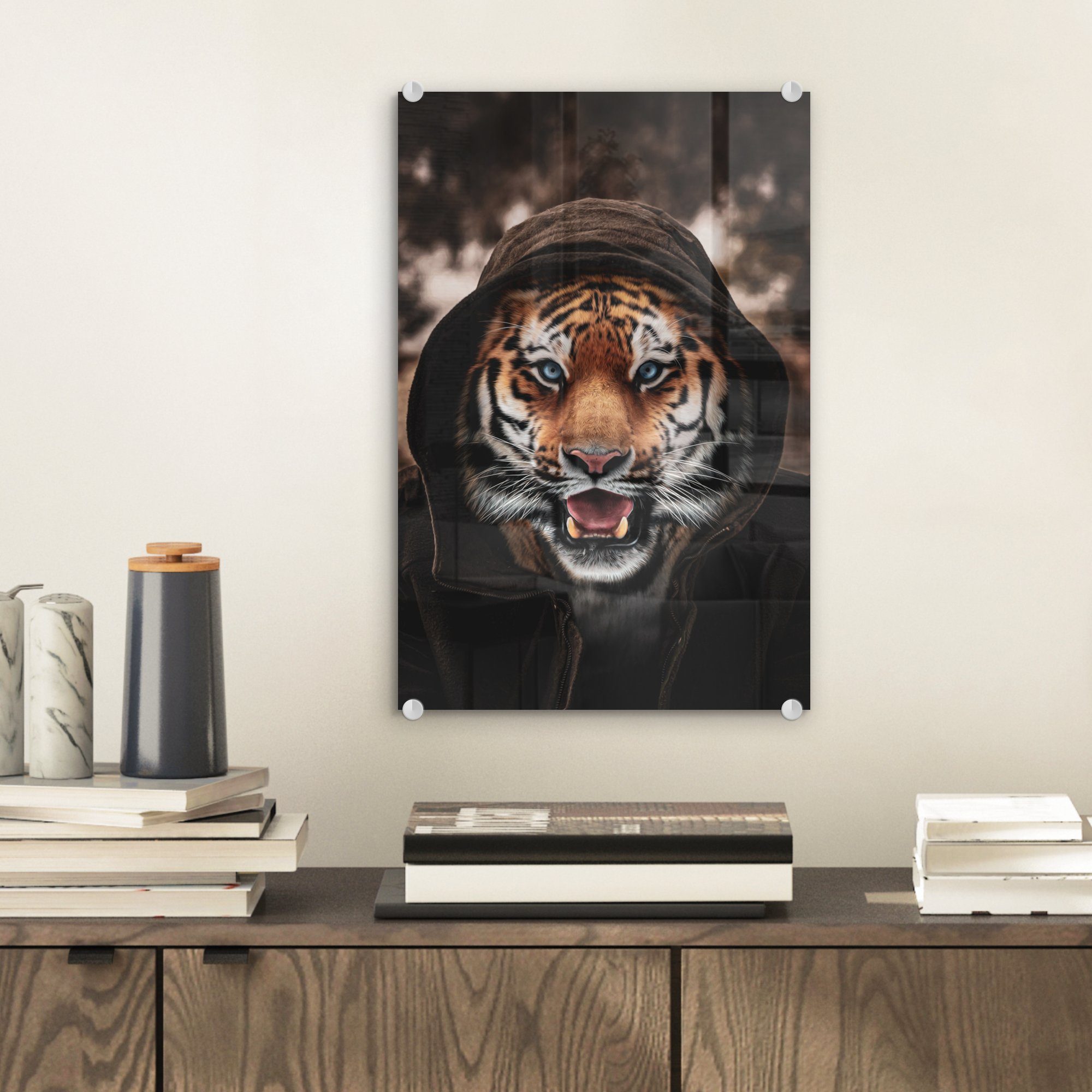 Foto Tiger auf Glasbilder auf Bilder Glas Acrylglasbild St), mit Kapuze, Wanddekoration Wandbild bunt - (1 Glas - MuchoWow -