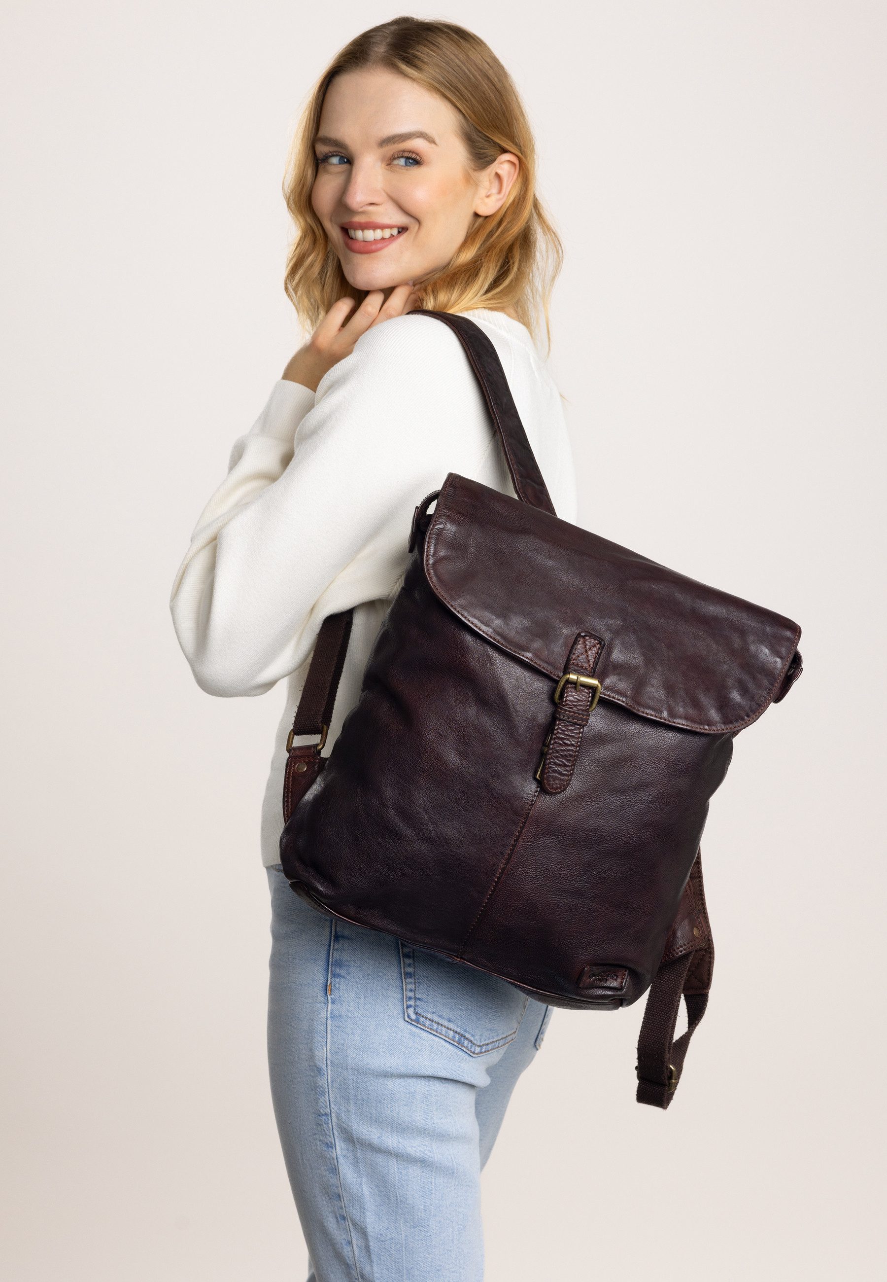 Gusti Leder Rucksack Gusti Leder Kurierrucksack günstig online kaufen