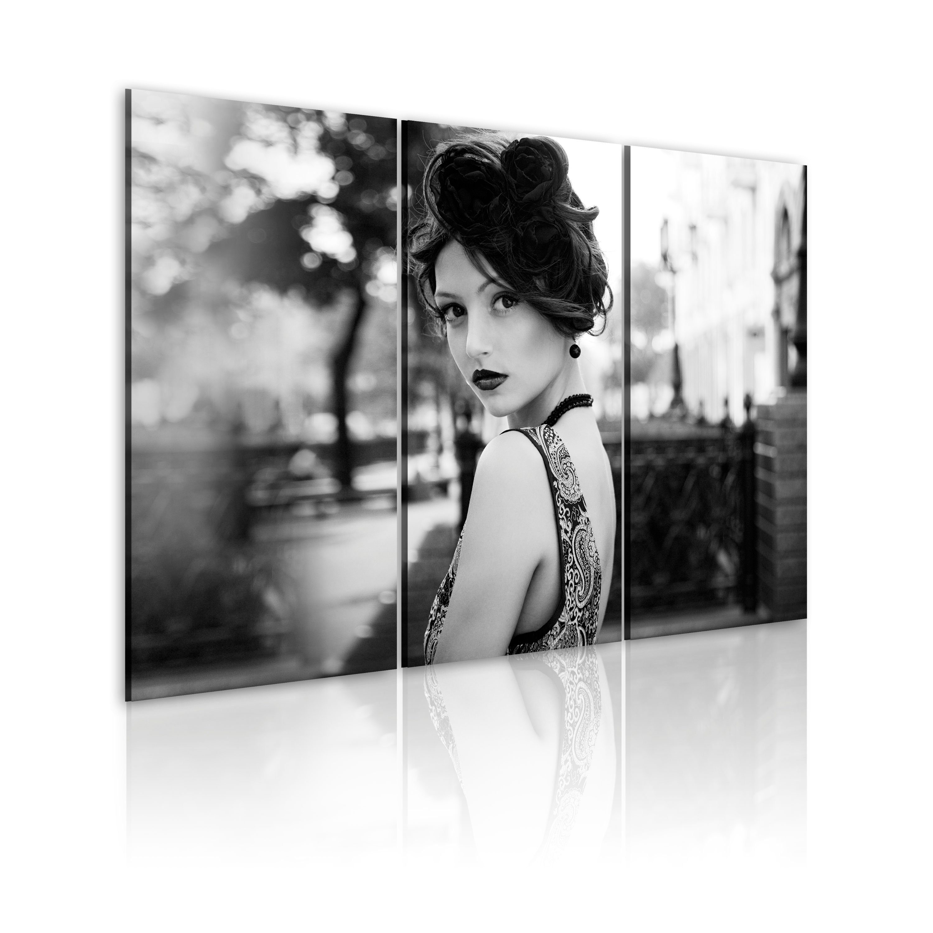 Artgeist Wandbild Elegante Frau im Retro-Look