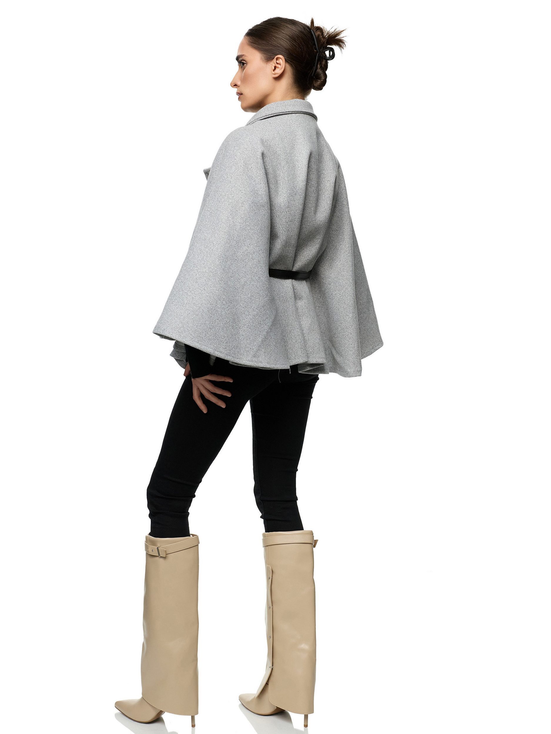 Worldclassca Poncho Worldclassca Poncho Crop Jacke Elegant Umhang Stehkragen mit Gürtel Neue Kollektion - Stilvolle und gemütliche Mode für Damen – Bild 3 von 4