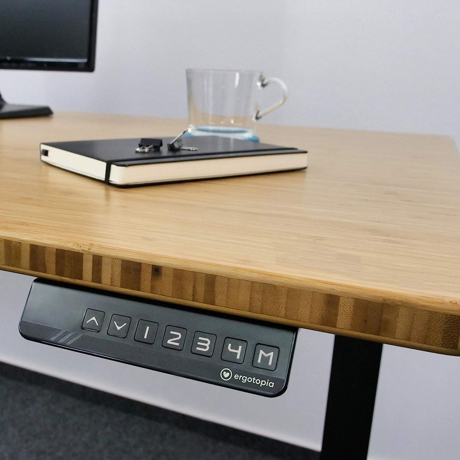 Bürotisch Bambus Echtholz Schreibtisch inkl. Tischplatte, elektrisch edlem + Weiß | Desktopia Ergotopia elektrisch Pro Memory-Display höhenverstellbarer Schreibtisch verstellbarer