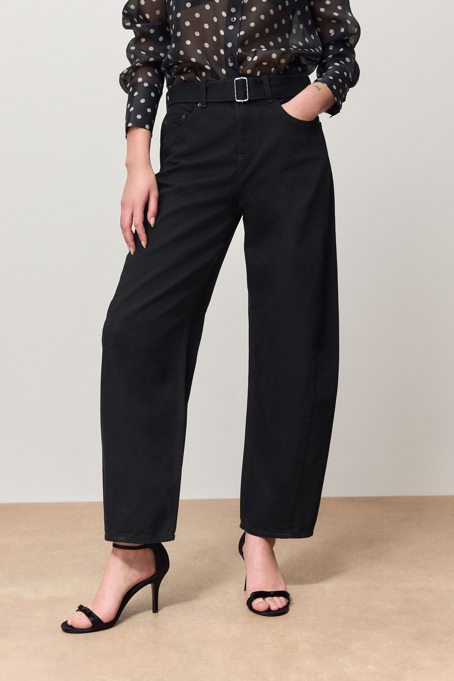 Next Weite Jeans Jeans mit Barrel-Bein und Gürtel (1-tlg)