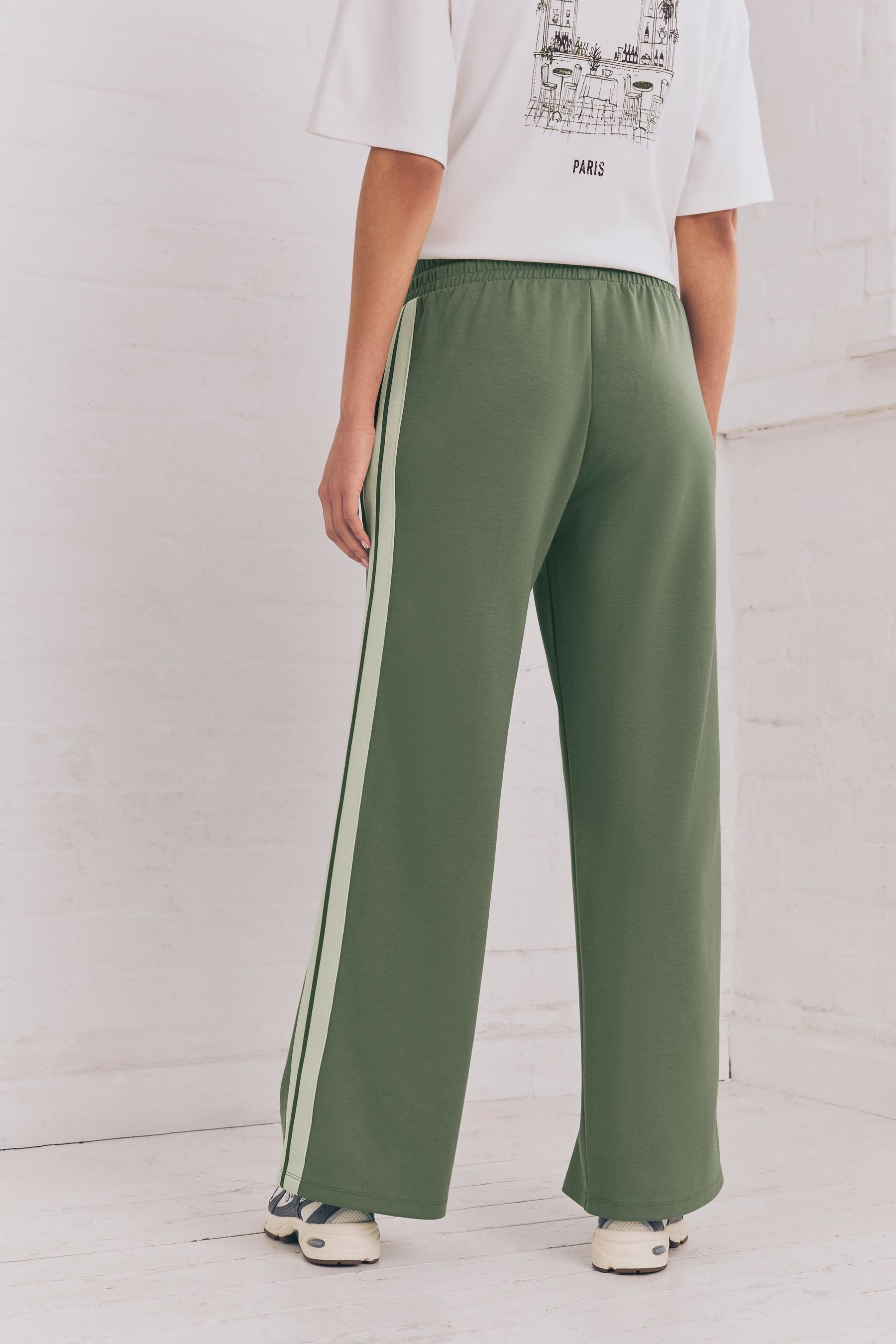 Next Jogginghose Fließende Jogginghose mit weitem Bein (1-tlg) günstig online kaufen