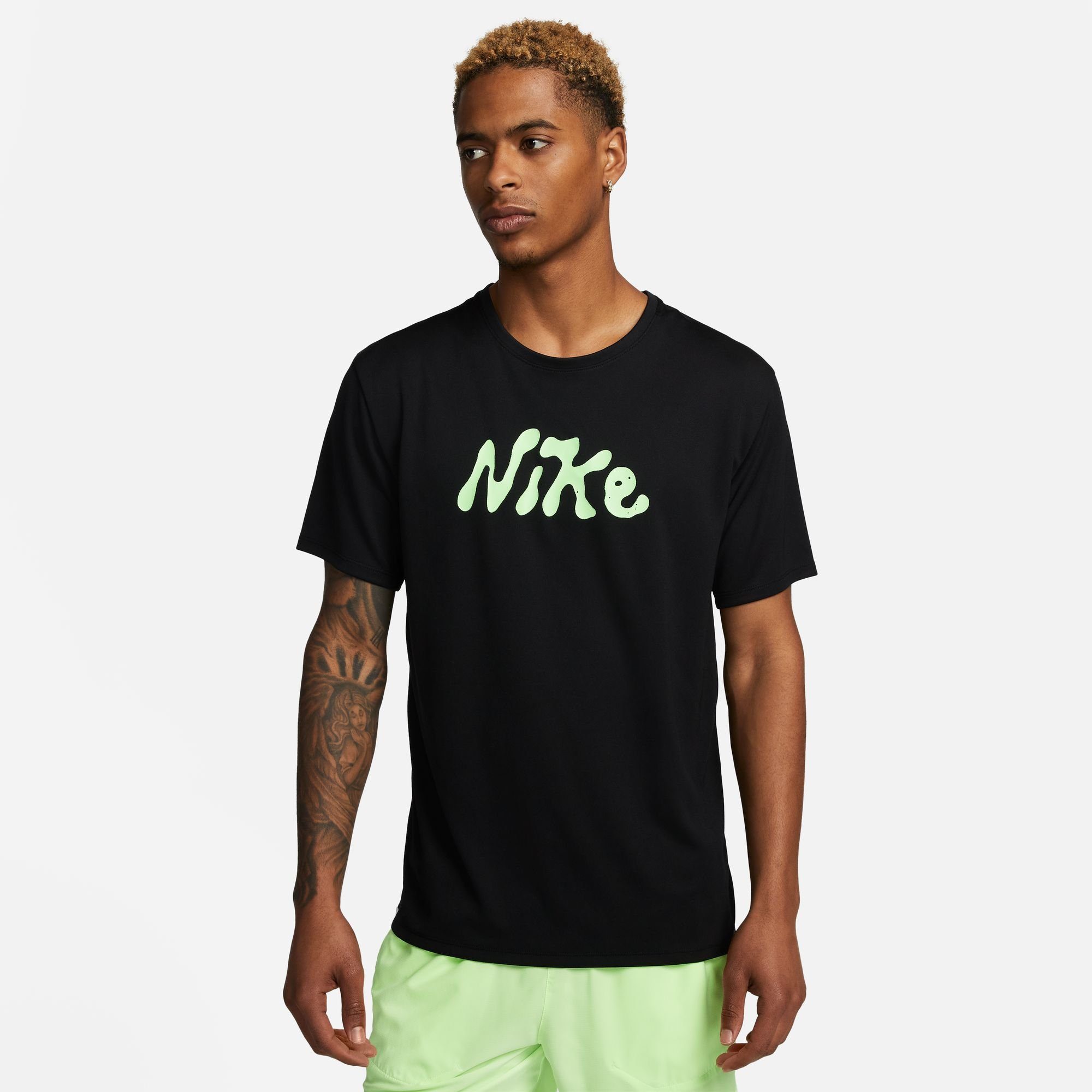 Nike Laufshirt DRI-FIT UV MILER STUDIO ' MEN'S SHORT-SLEEVE RUNNING TOP
