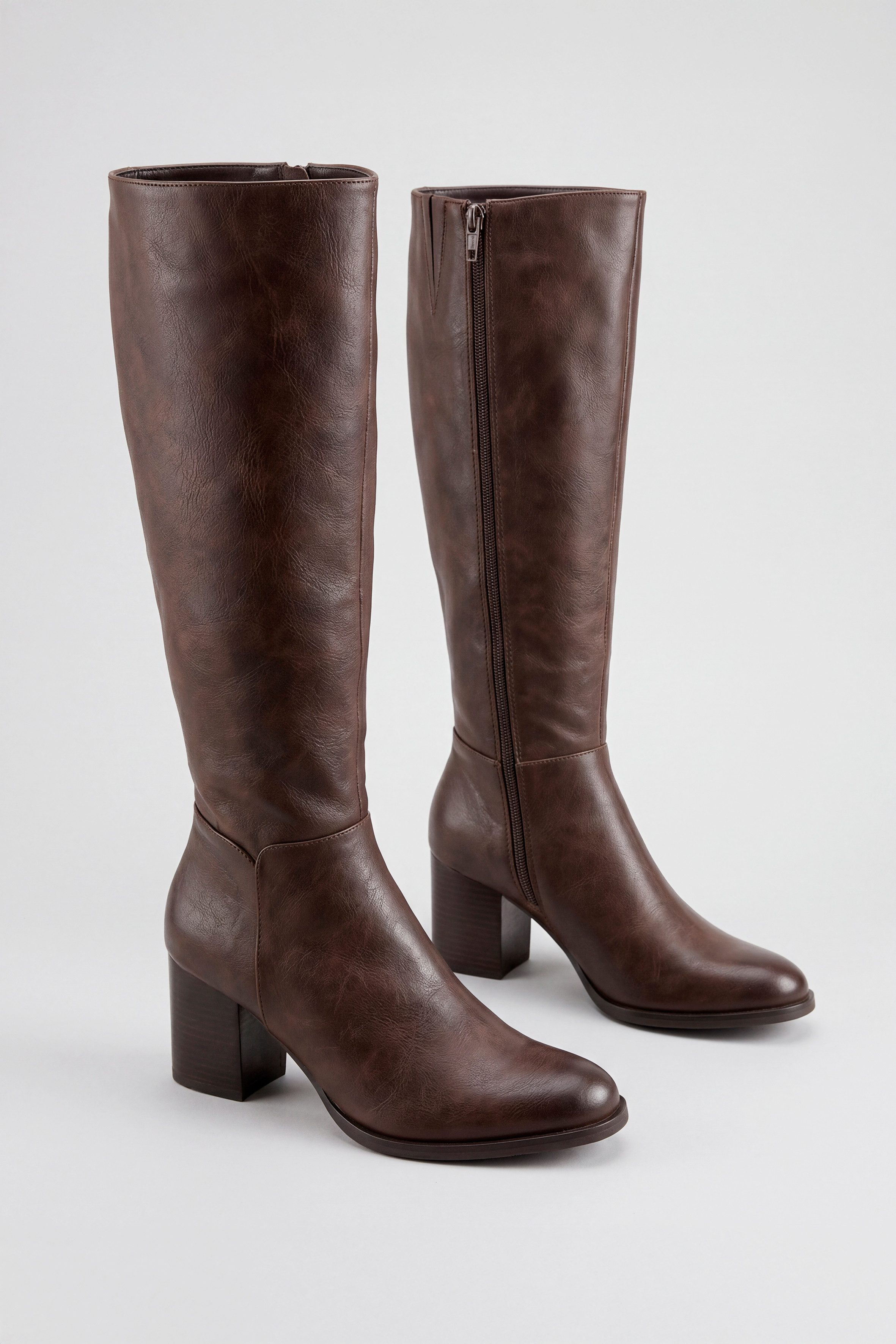 Aniston SHOES Stiefel Langschaftstiefel, Blockabsatz - NEUE KOLLEKTION. € 79,99, (€ 79,99 pro 1 Stk).