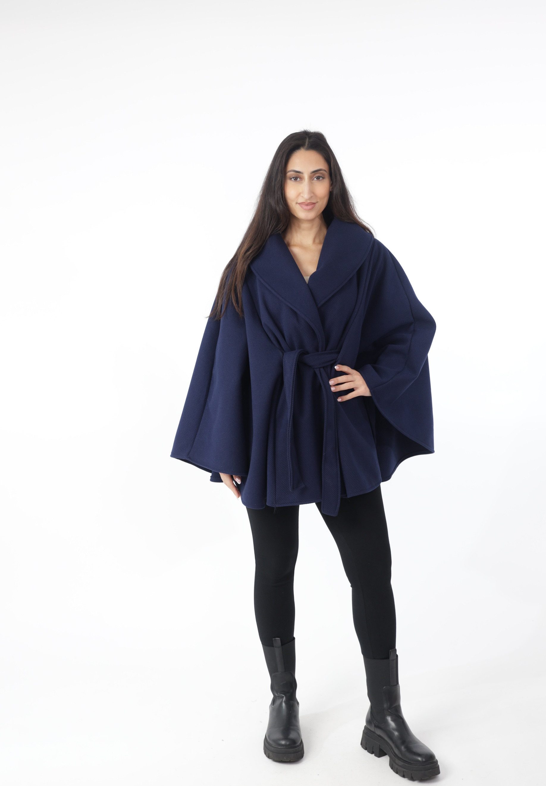 Elara Bolerojacke Damen Cape Jacke mit Gürtel und Oversize Schnitt Elegant