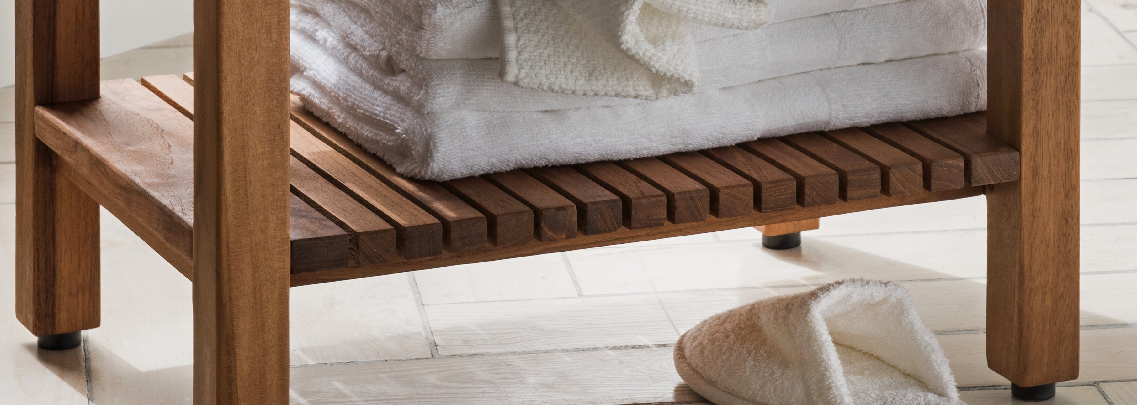 Destiny Saunabank SPA & LIVING Beistelltisch, Saunabank geriffelt mit Ablagefach 61x35x44cm, Teak