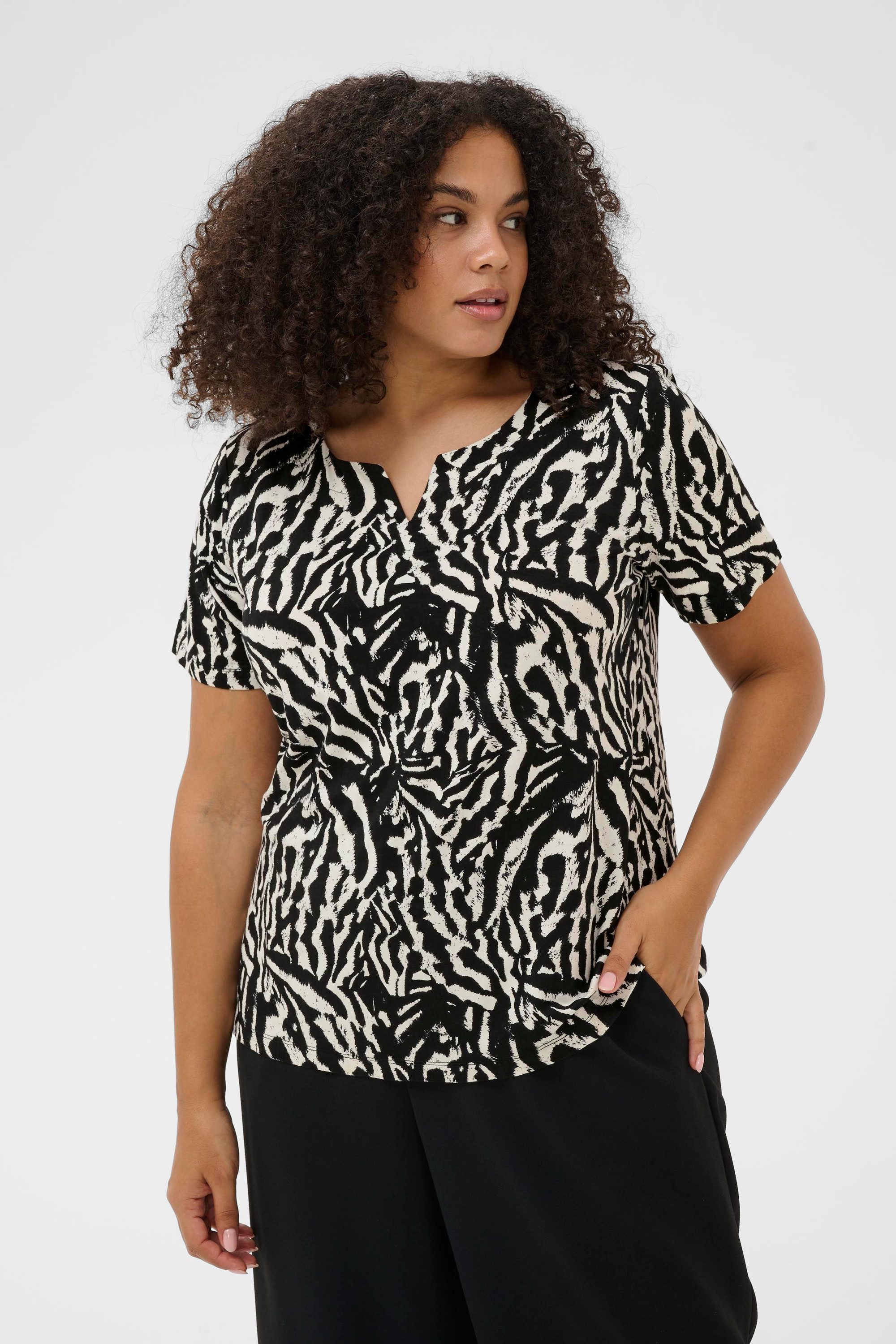KAFFE Curve T-Shirt T-Shirt kurzarm KCmella Große Größen