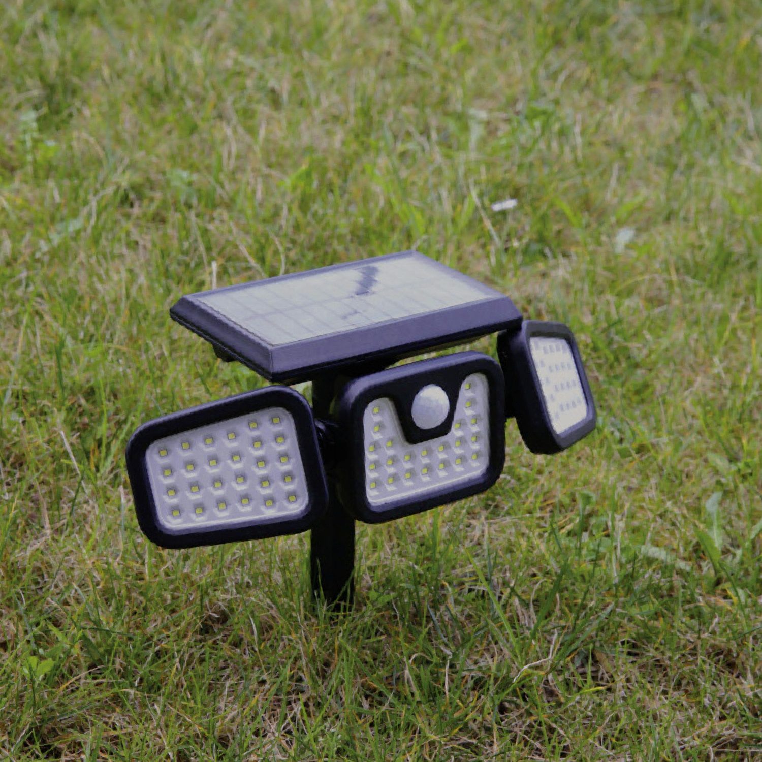 MediaShop LED Solarleuchte Panta TrioSolar, Bewegungsmelder, Tageslichtsensor, LED fest integriert, Dreifach Solar-Power für mehr Sicherheit