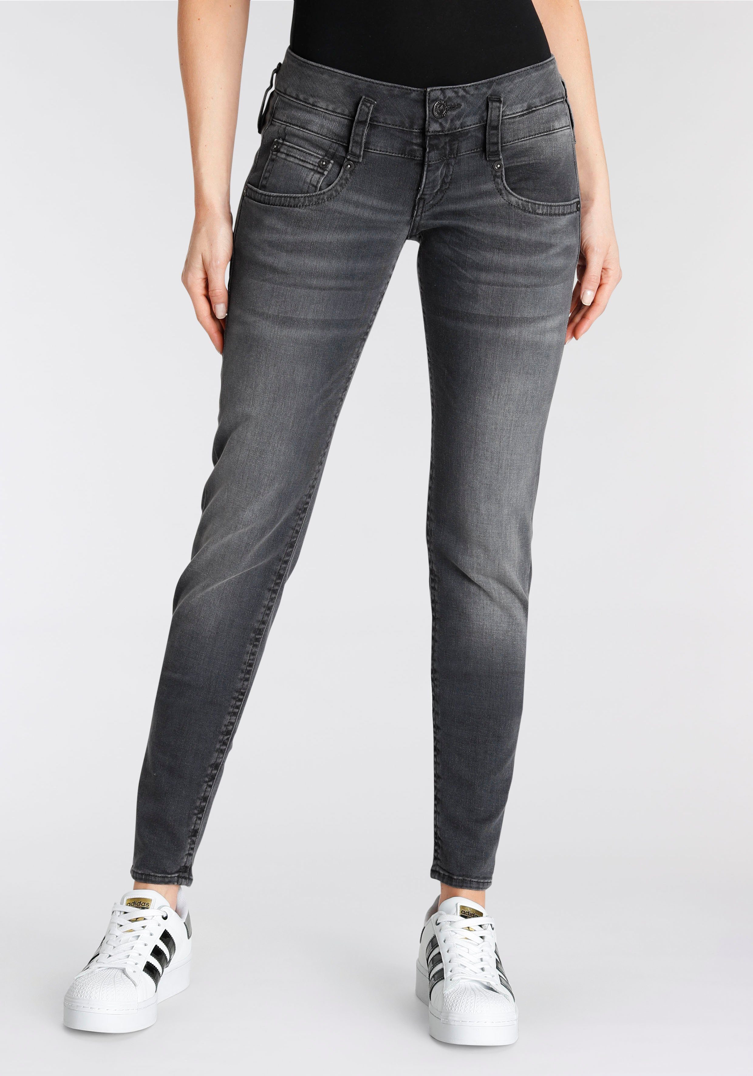 Slim-fit-Jeans Tiefsitzende Denim extra leichten Push-up-Effekt Herrlicher Gesäßtaschen asymmetrische einen Pitch für Slim sorgen Cashmere Organic komfortabel,