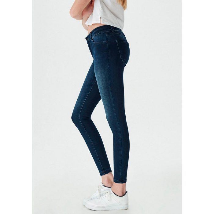 LTB Skinny-fit-Jeans LONIA in extra kurzer Cropped-Länge