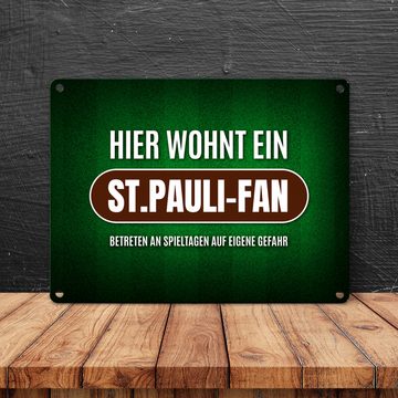 speecheese Metallschild Hier wohnt ein St.Pauli Fan Metallschild mit Rasen Motiv Fußball Tor