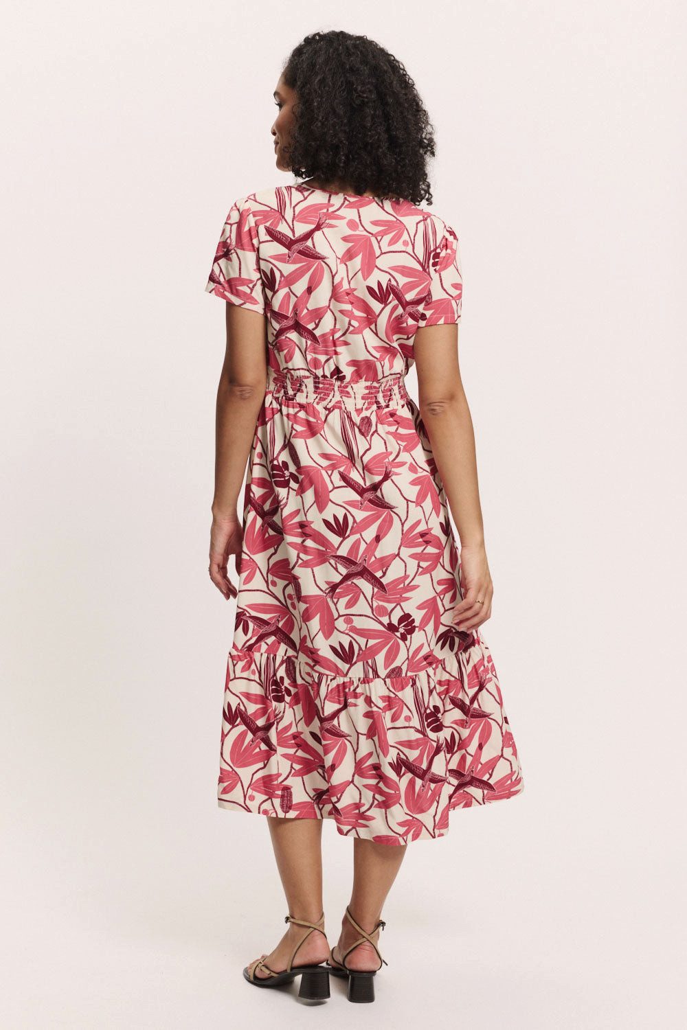 Tranquillo Sommerkleid Kleid Idaa aus EcoVero™ Viskose Kleid aus nachhaltiger LENZING ECOVERO Viskose