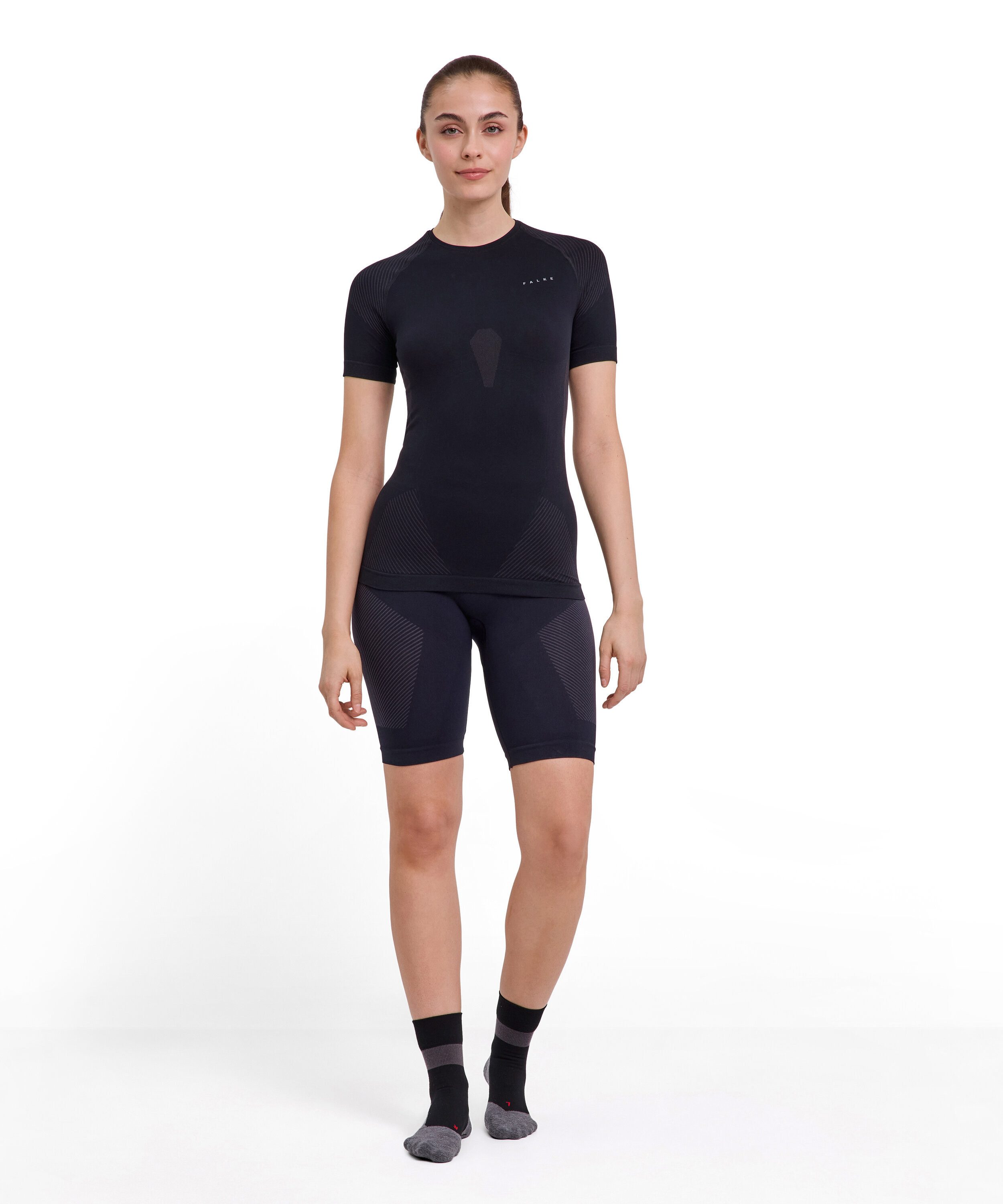 FALKE Funktionsshirt FALKE Underwear - Kurzarmshirt Warm (1-tlg., 1) thermoregulierend für warme bis kalte Temperaturen
