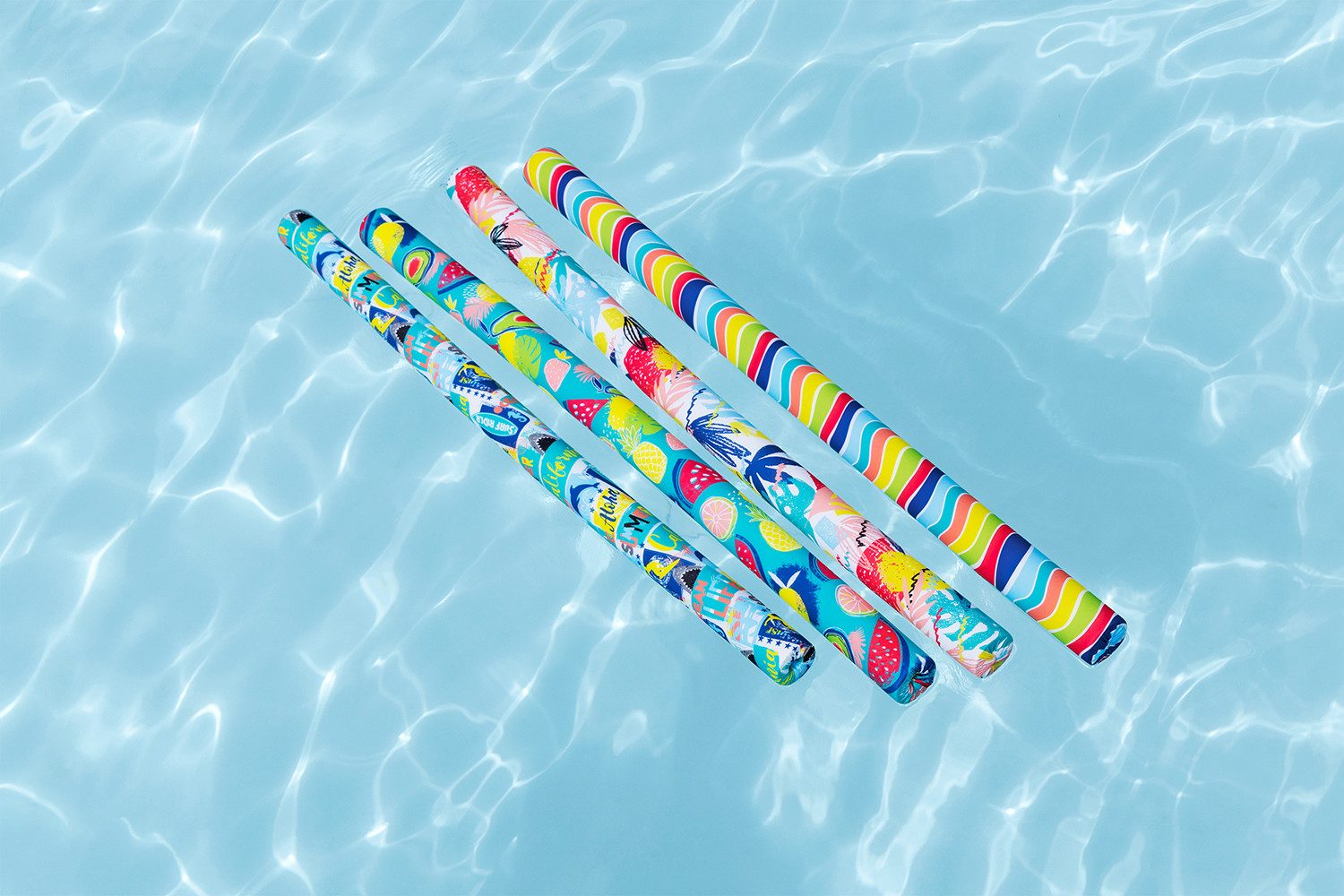 Bestway Auftriebskörper Summer Soirée (Packung, 6,4 x 122 cm), Als Schwimm-, Sportgerät oder Wasserspielzeug einsetzbar