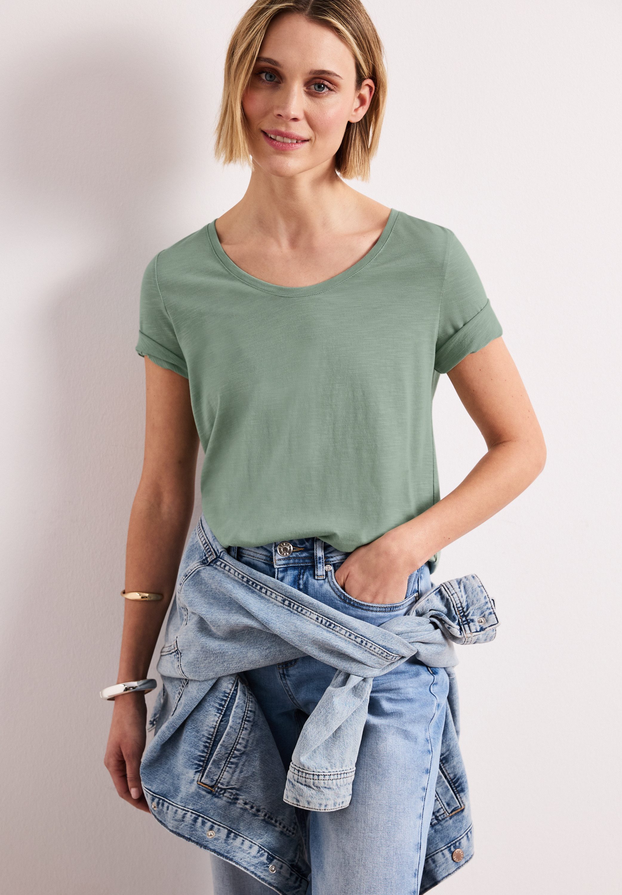 V-Shirt