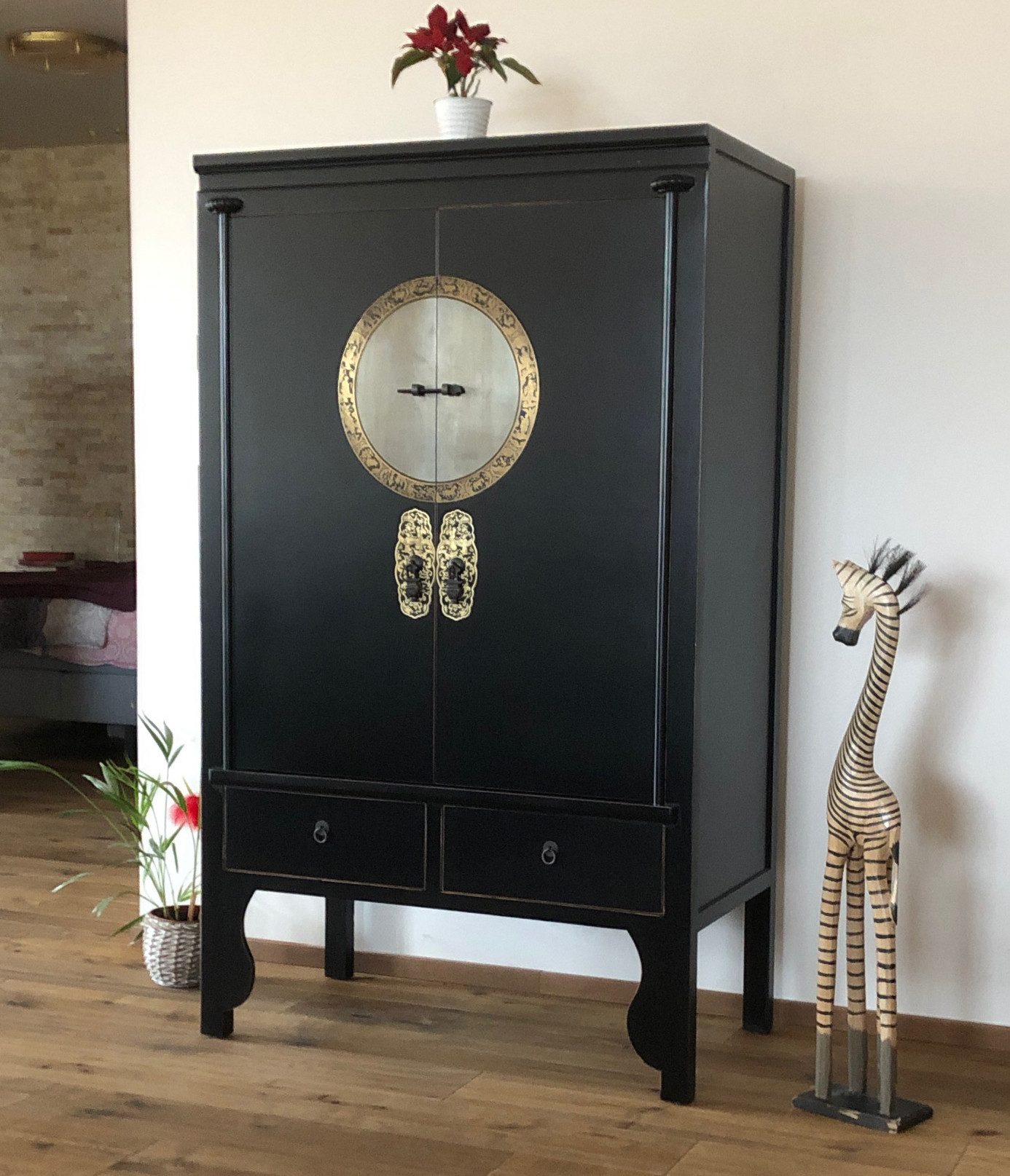 OPIUM OUTLET Kleiderschrank Asia Hochzeitsschrank schwarz im Vintage-Stil (Landhaus-Stil, Schrank Hoch-Kommode Möbel) chinesisch asiatisch orientalisch, komplett montiert