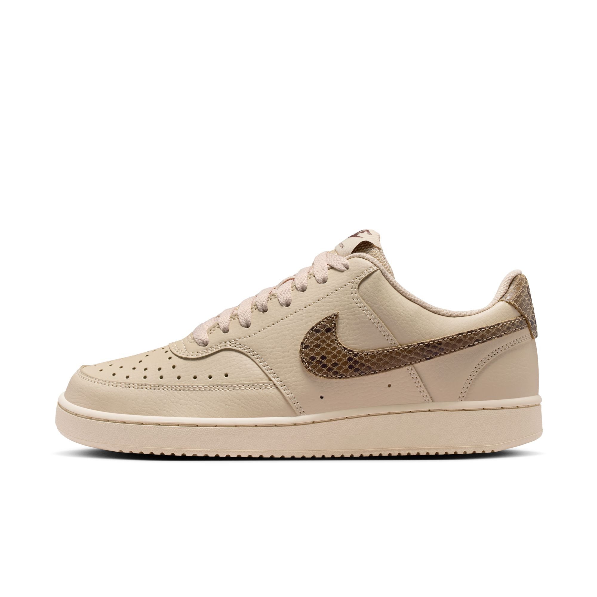 Nike Sportswear Court Vision Low Premium Sneaker