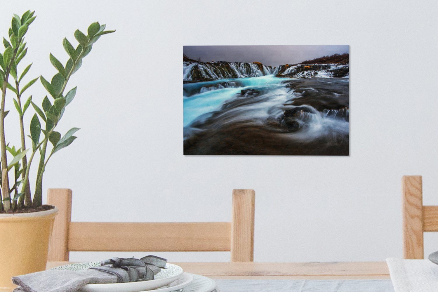 Der Leinwandbild einem an Tag, OneMillionCanvasses® (1 dunklen Leinwandbilder, Wandbild am St), Aufhängefertig, 30x20 cm Geysir Island Wasserfall Wanddeko, in